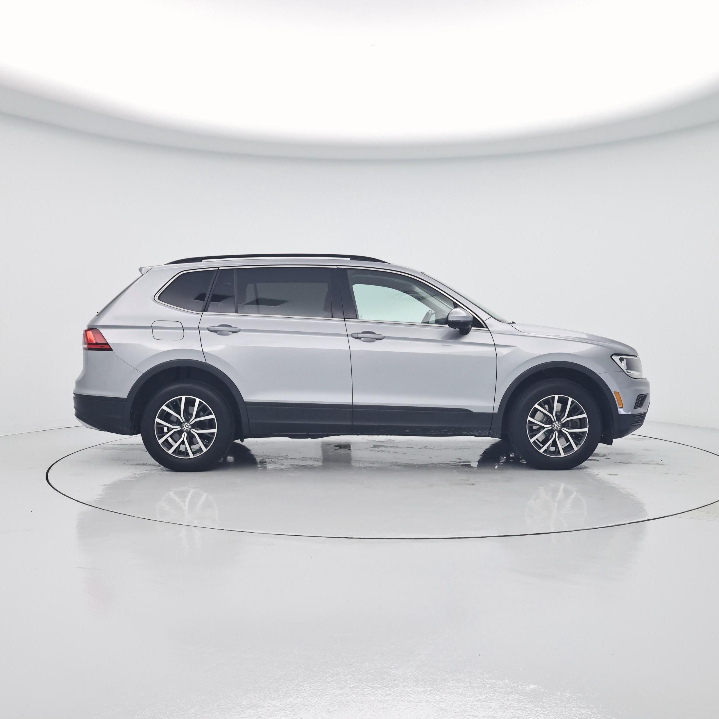 Thumbnail: 2019 Volkswagen Tiguan - 7