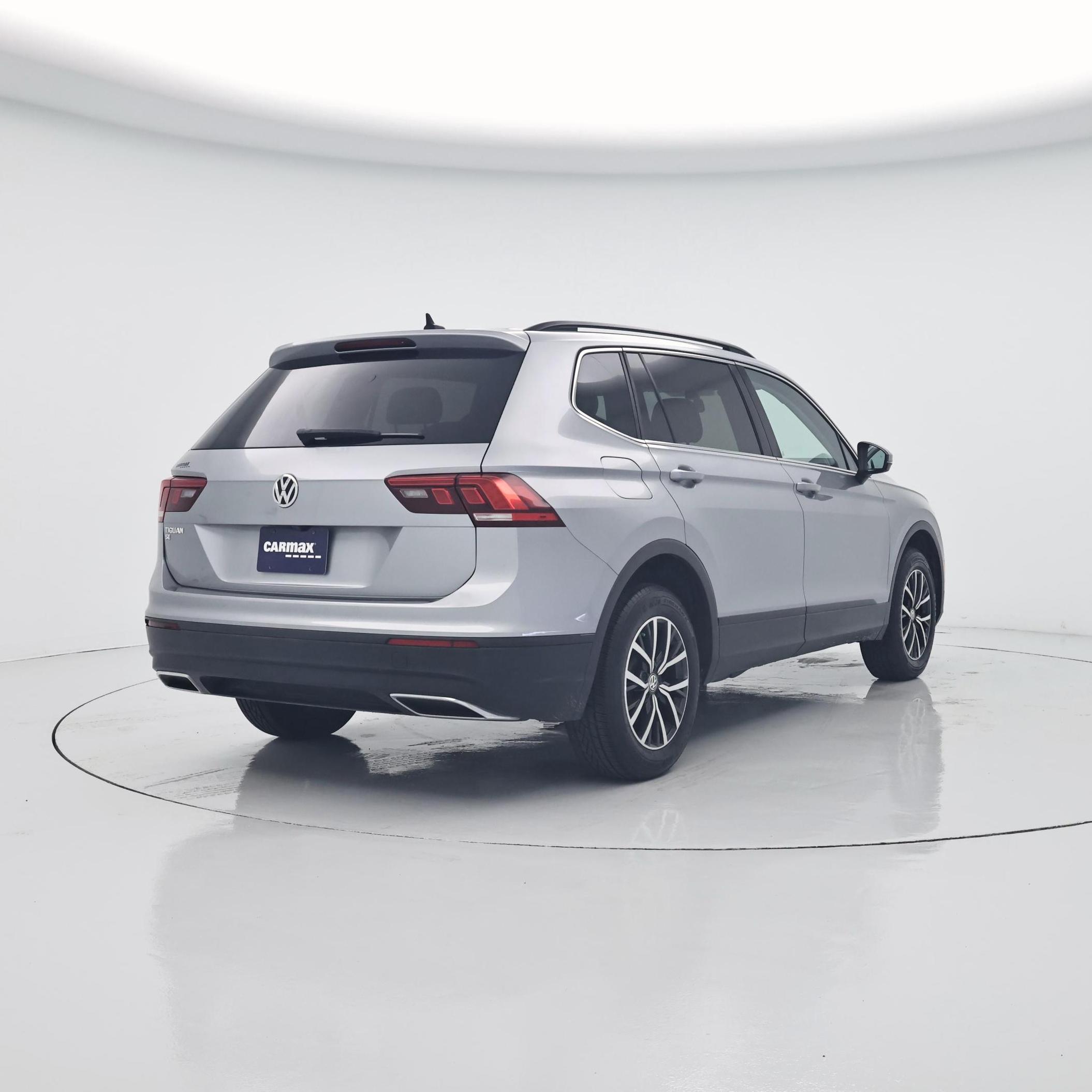 Thumbnail: 2019 Volkswagen Tiguan - 8