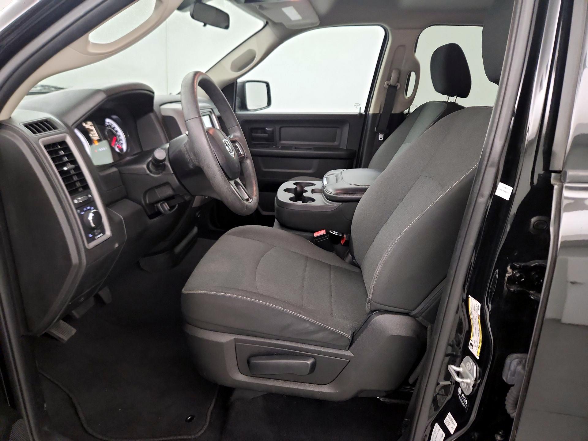 Thumbnail: 2021 RAM 1500 Classic - 11