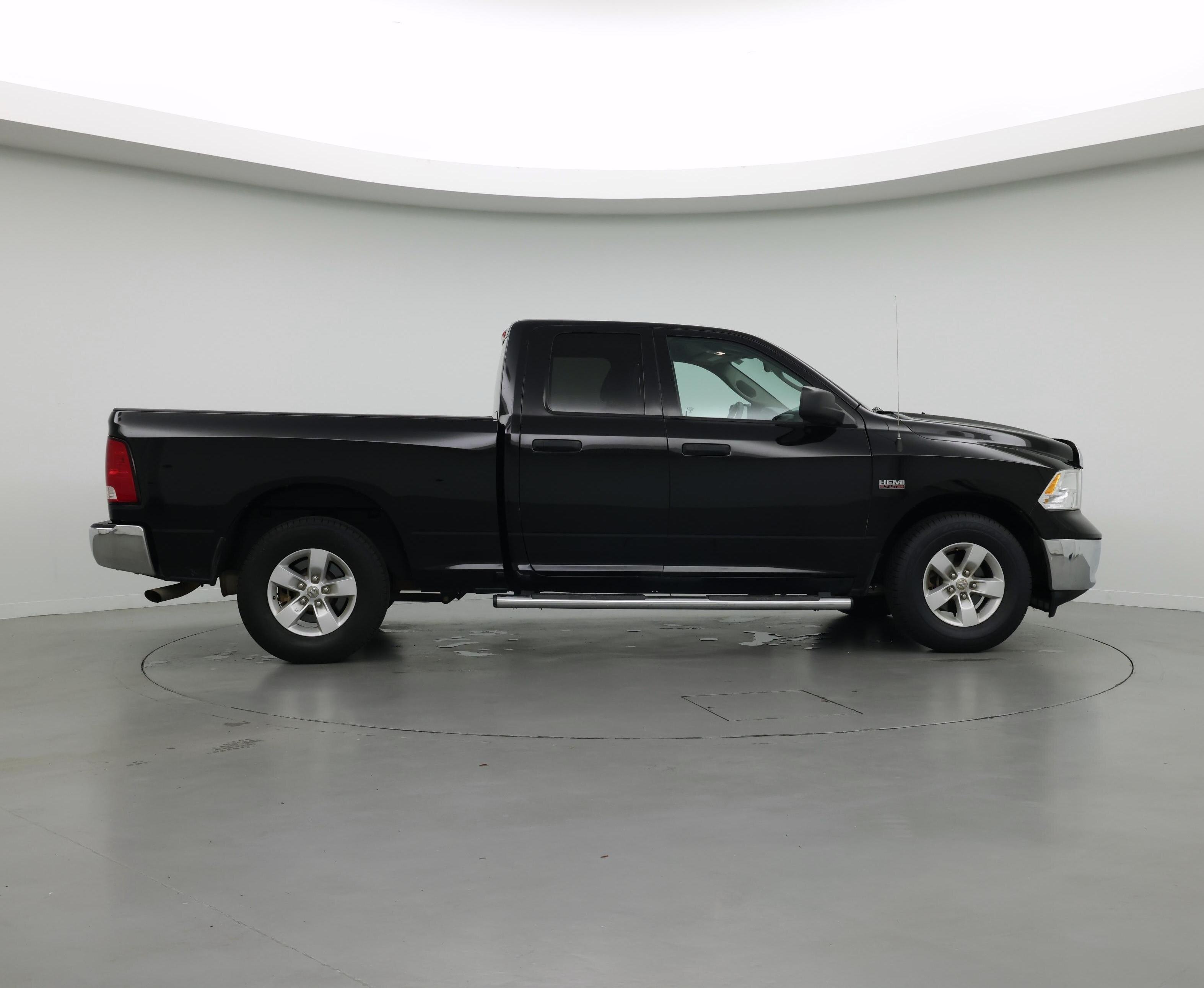 Thumbnail: 2021 RAM 1500 Classic - 7