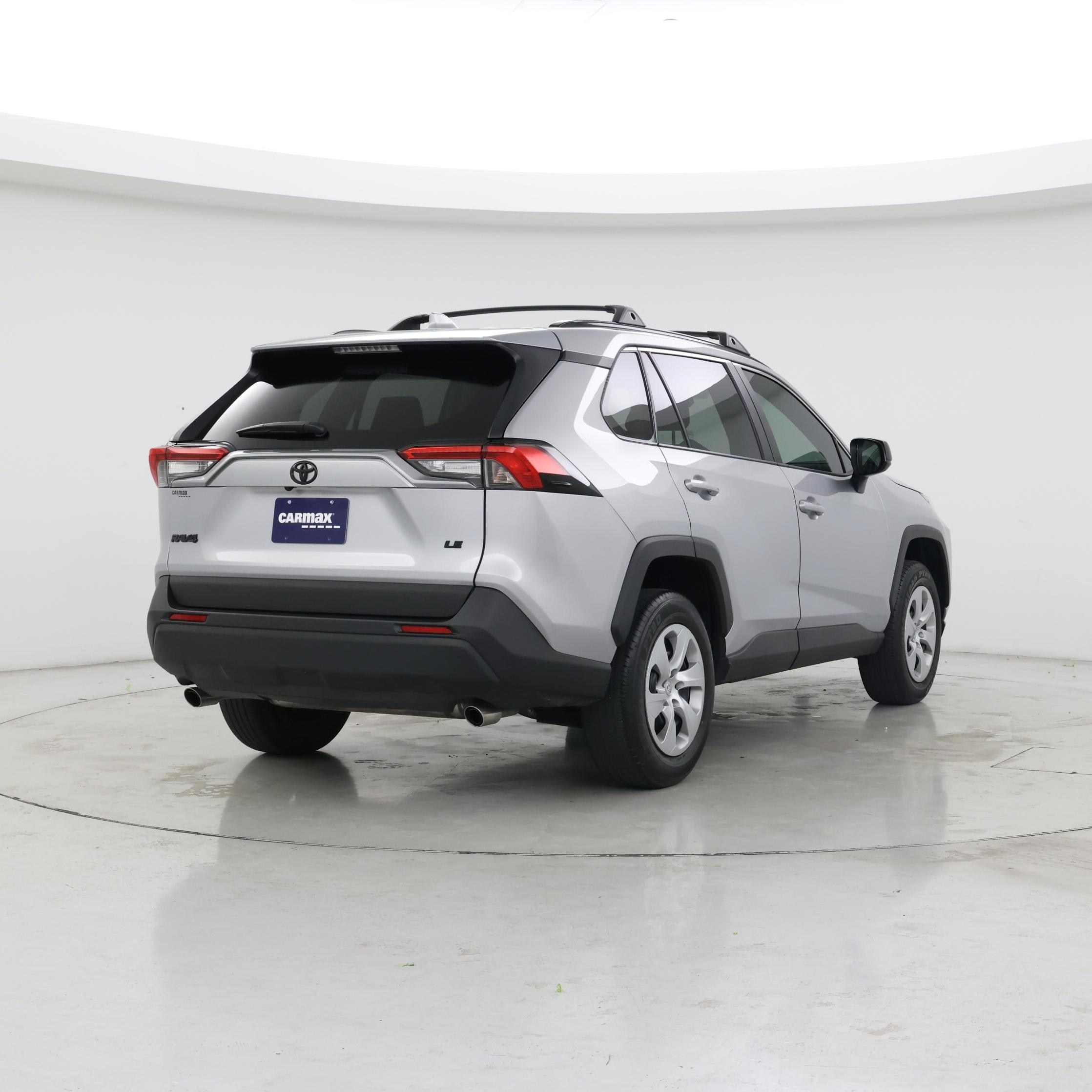 Thumbnail: 2021 Toyota RAV4 - 8