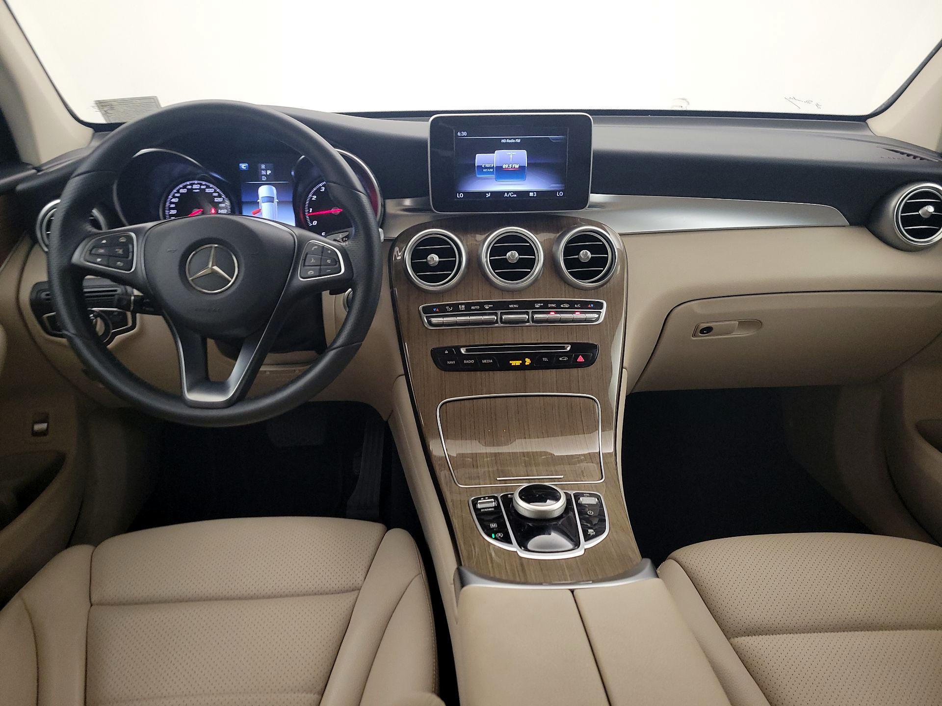 Thumbnail: 2018 Mercedes-Benz GLC - 9