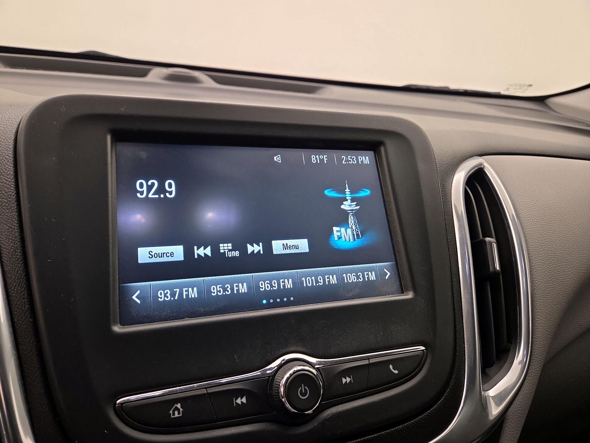 Thumbnail: 2018 Chevrolet Equinox - 15
