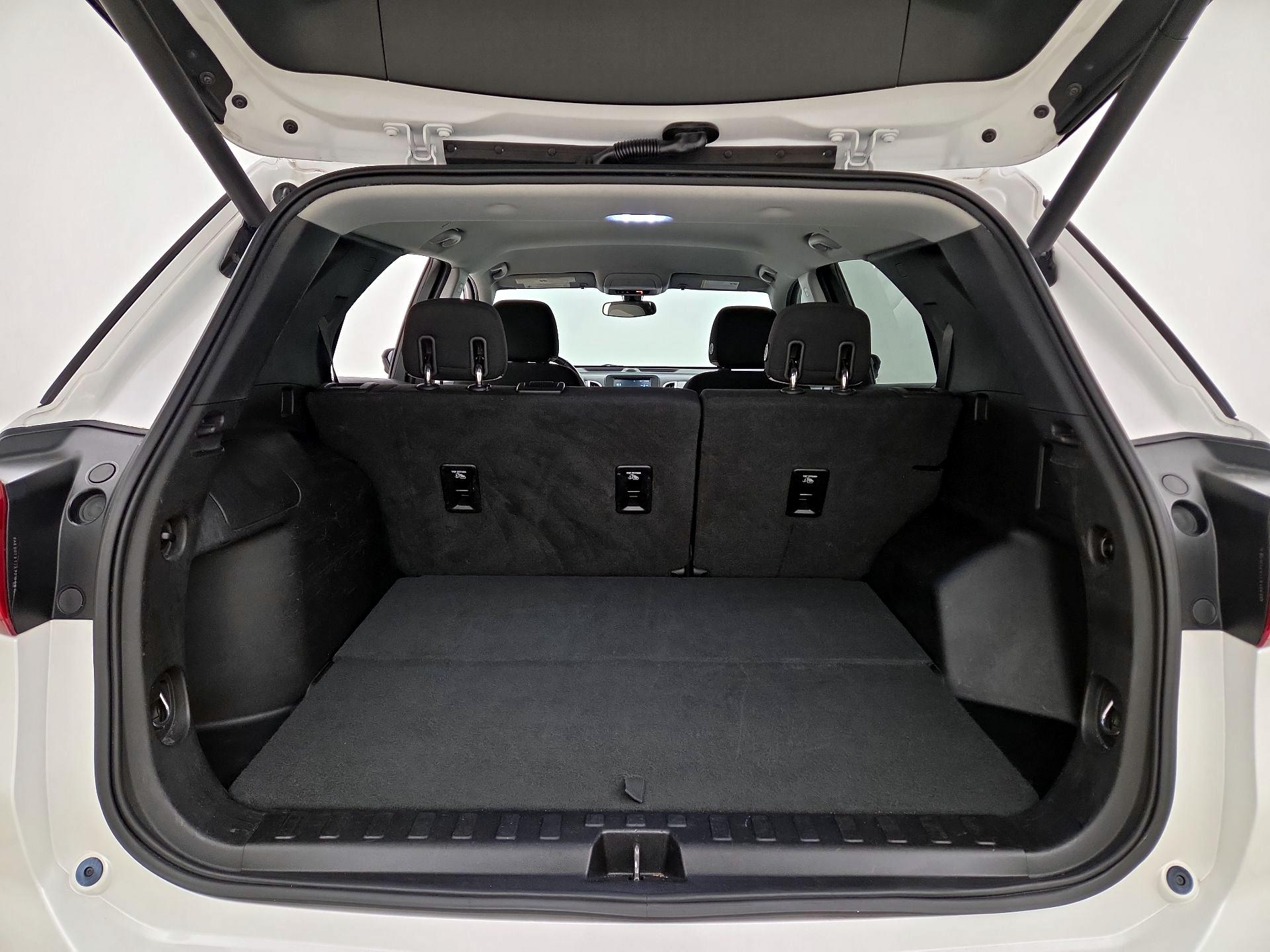 Thumbnail: 2018 Chevrolet Equinox - 20