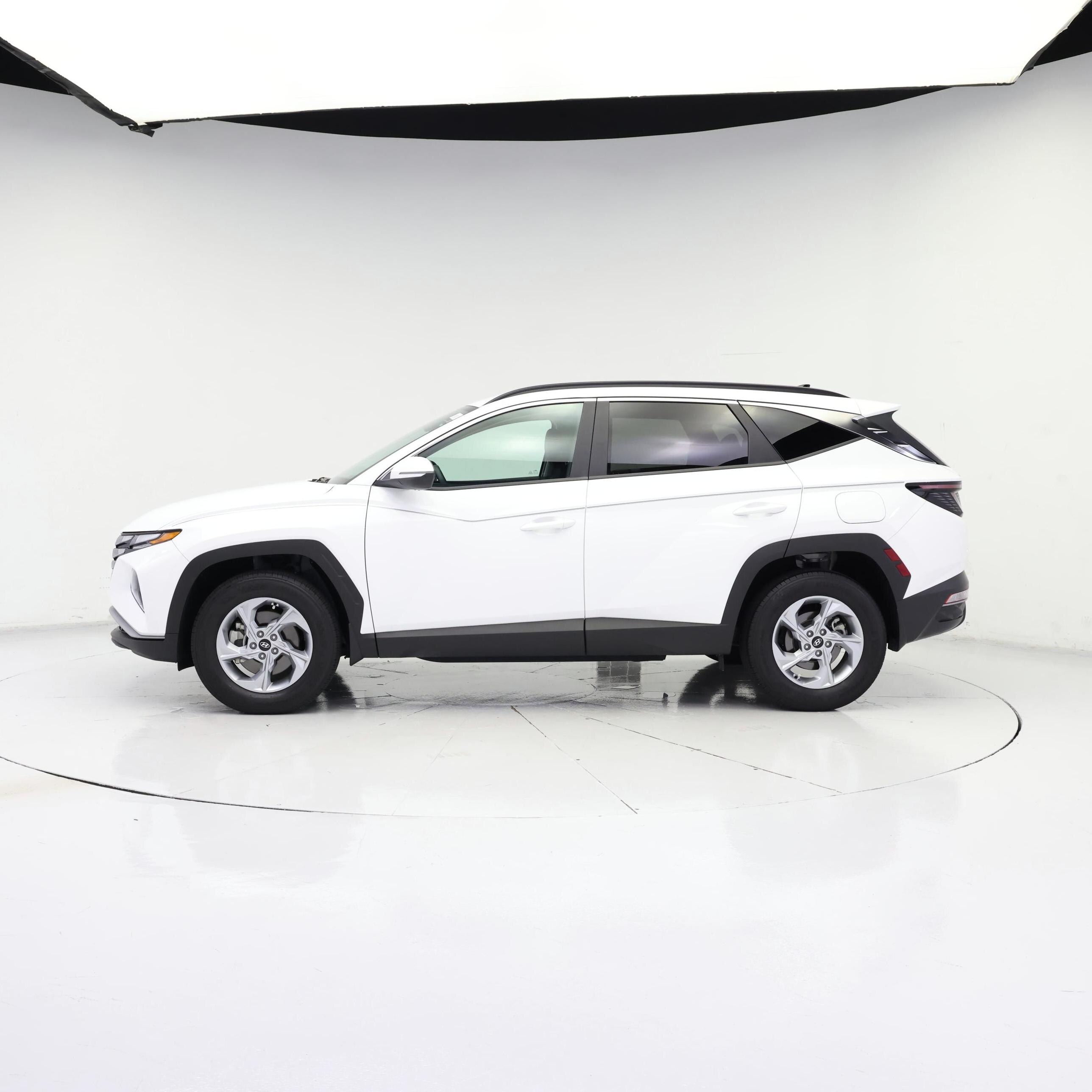Thumbnail: 2023 Hyundai Tucson - 3