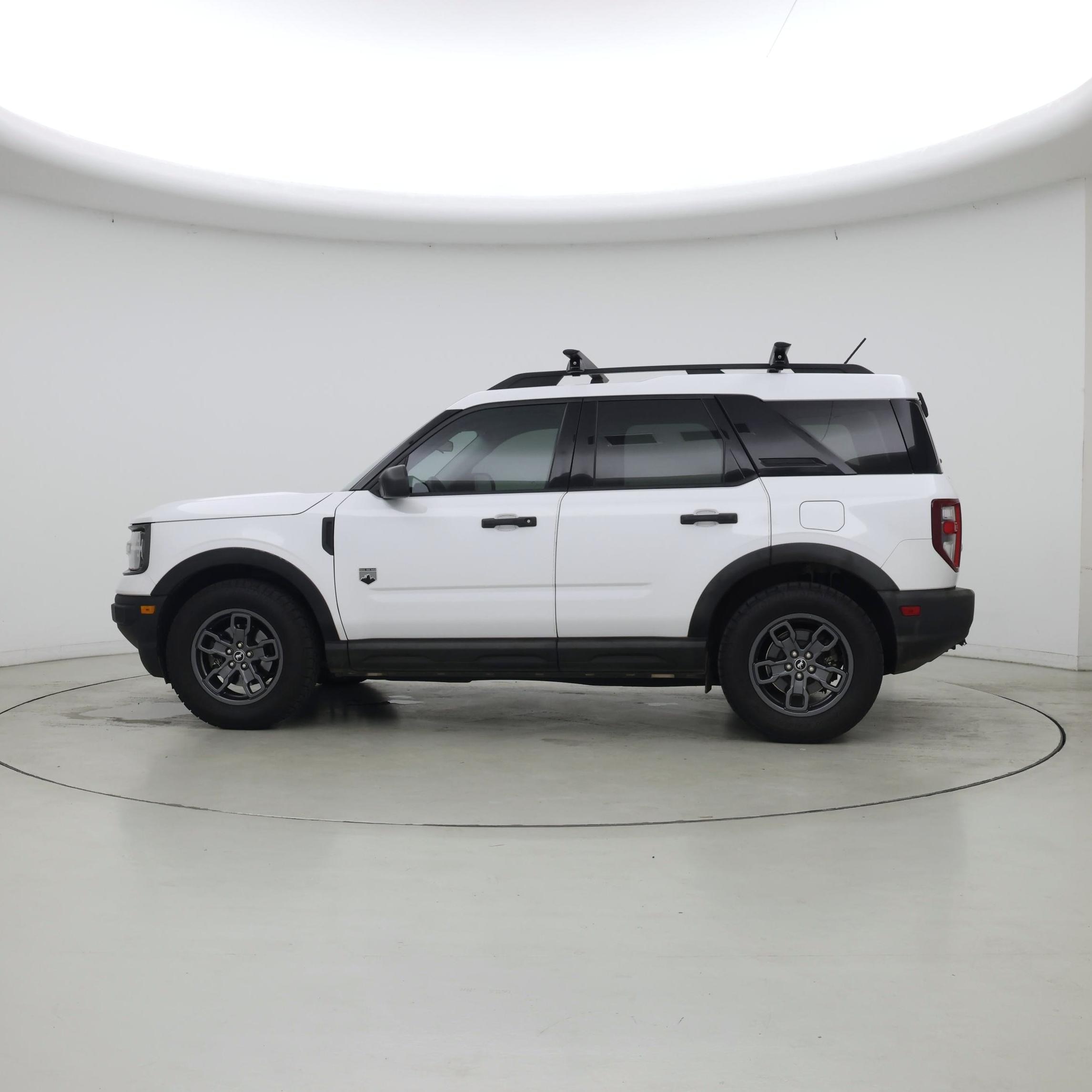 Thumbnail: 2021 Ford Bronco Sport - 3