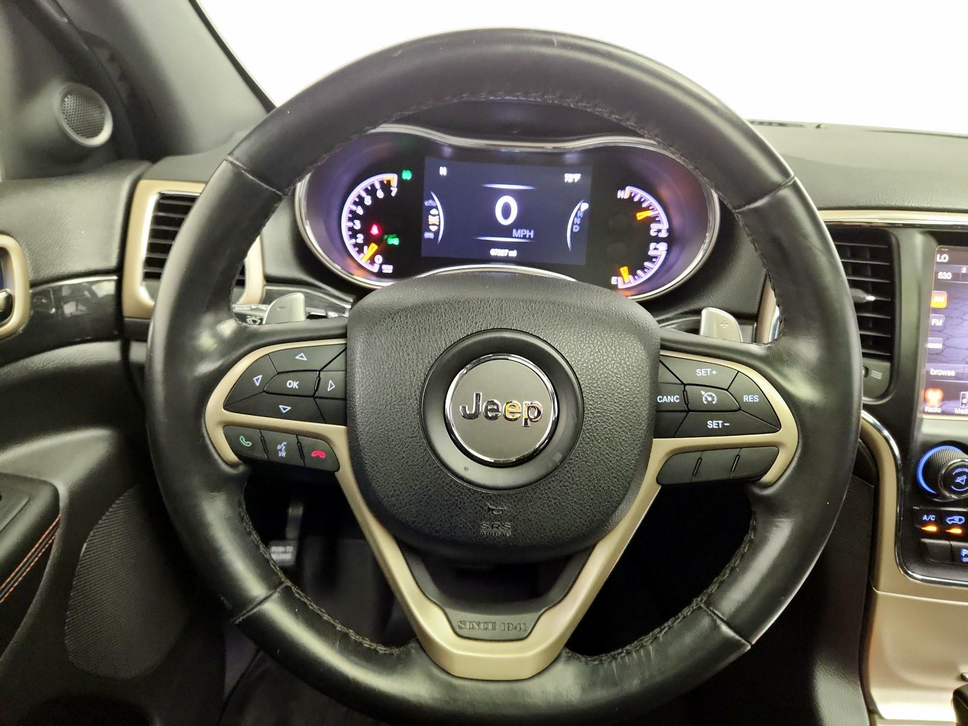 Thumbnail: 2016 Jeep Grand Cherokee - 10