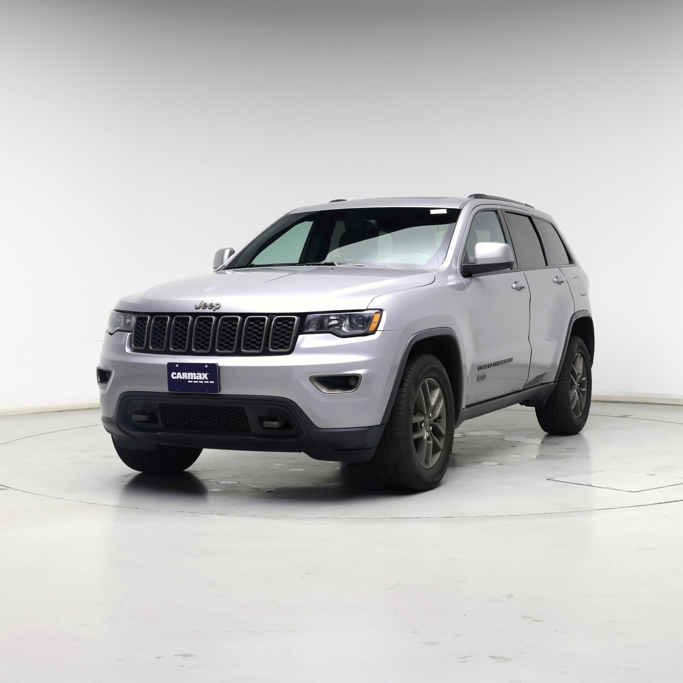 Thumbnail: 2016 Jeep Grand Cherokee - 4