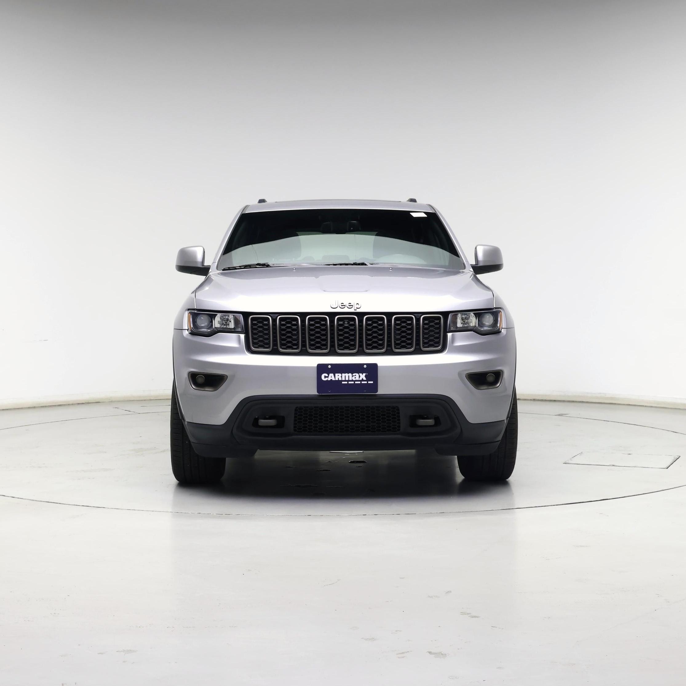 Thumbnail: 2016 Jeep Grand Cherokee - 5
