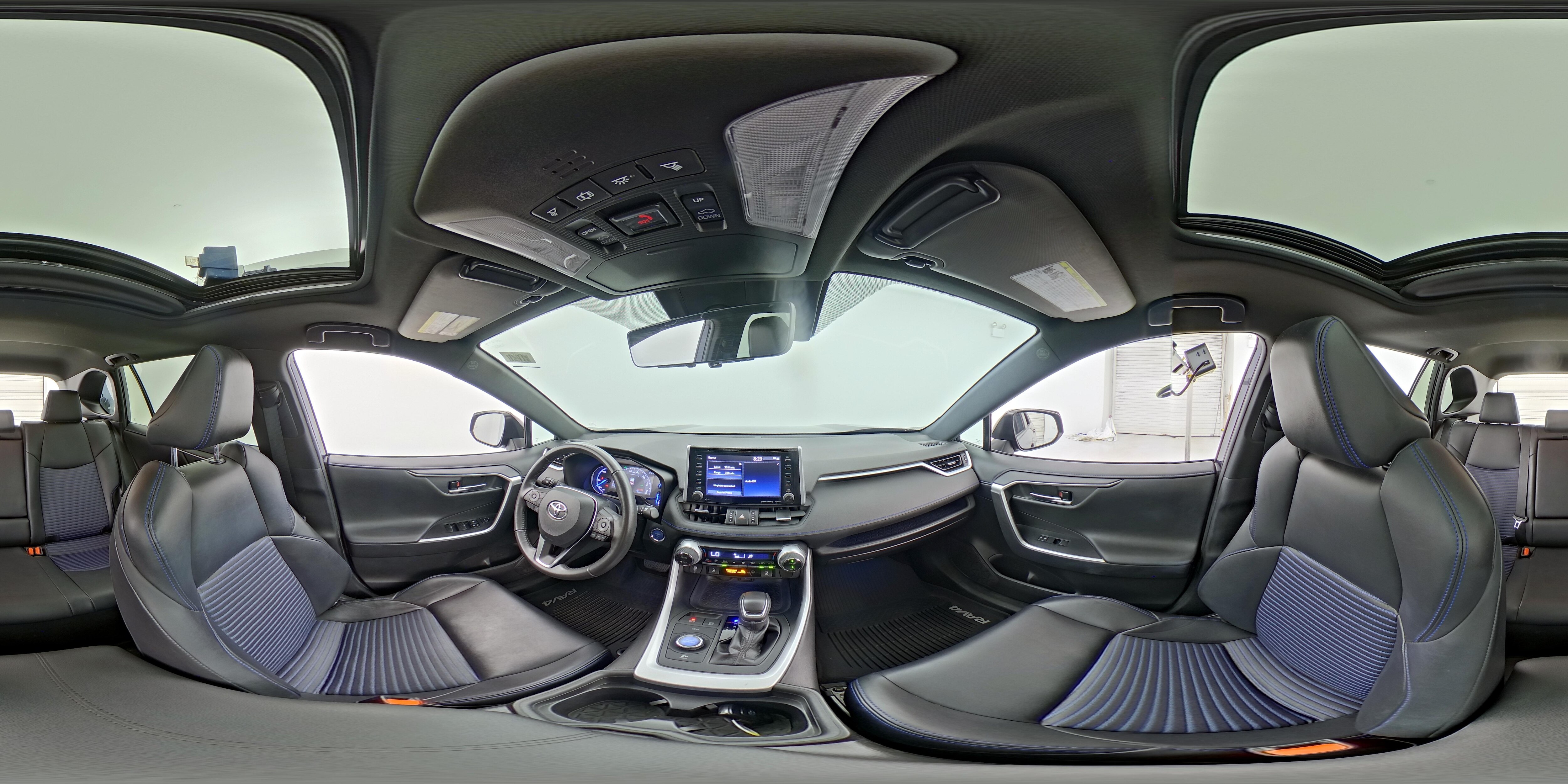 2020 Toyota RAV4 XSE - Photo 25