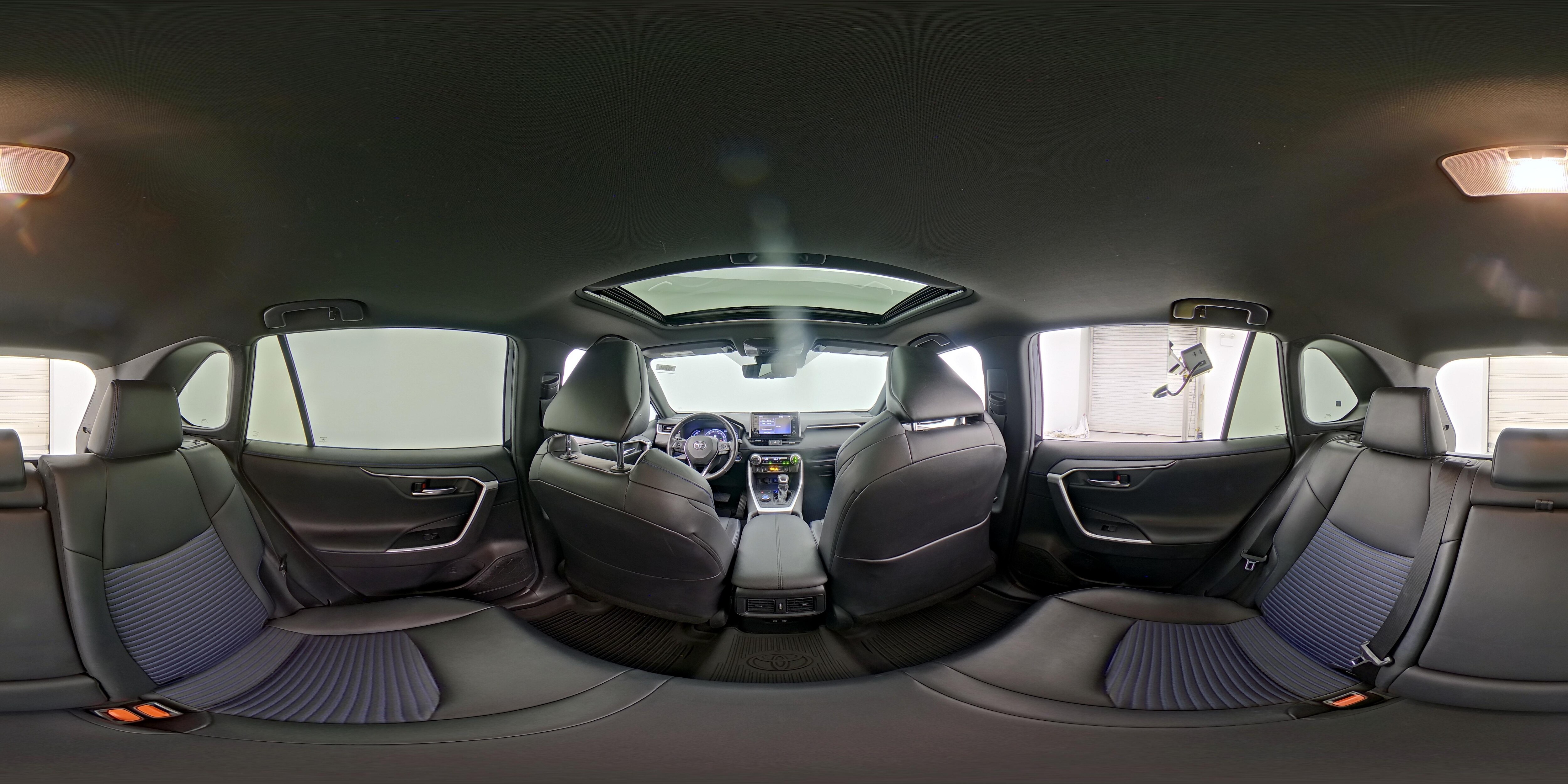 2020 Toyota RAV4 XSE - Photo 26