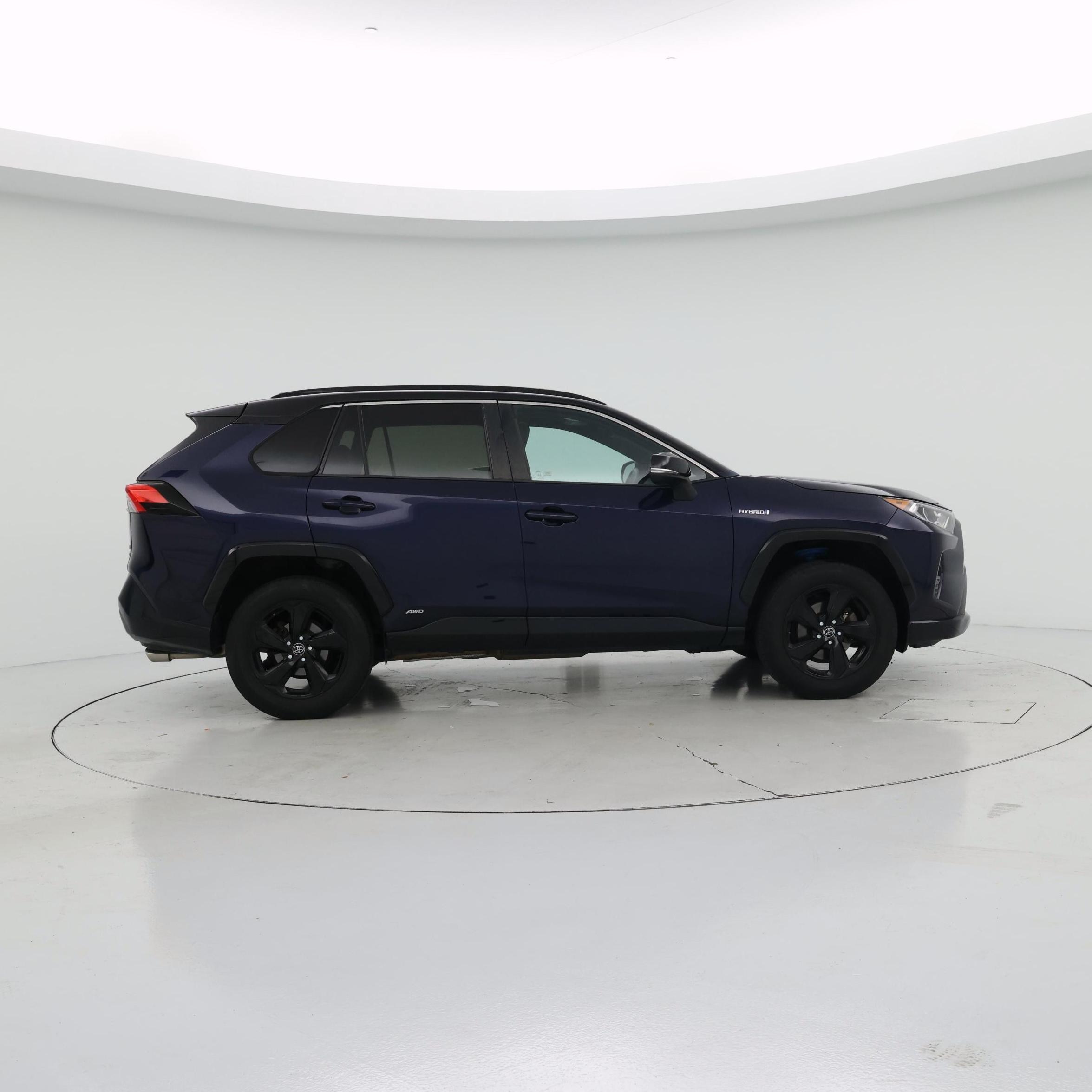 Thumbnail: 2020 Toyota RAV4 - 7