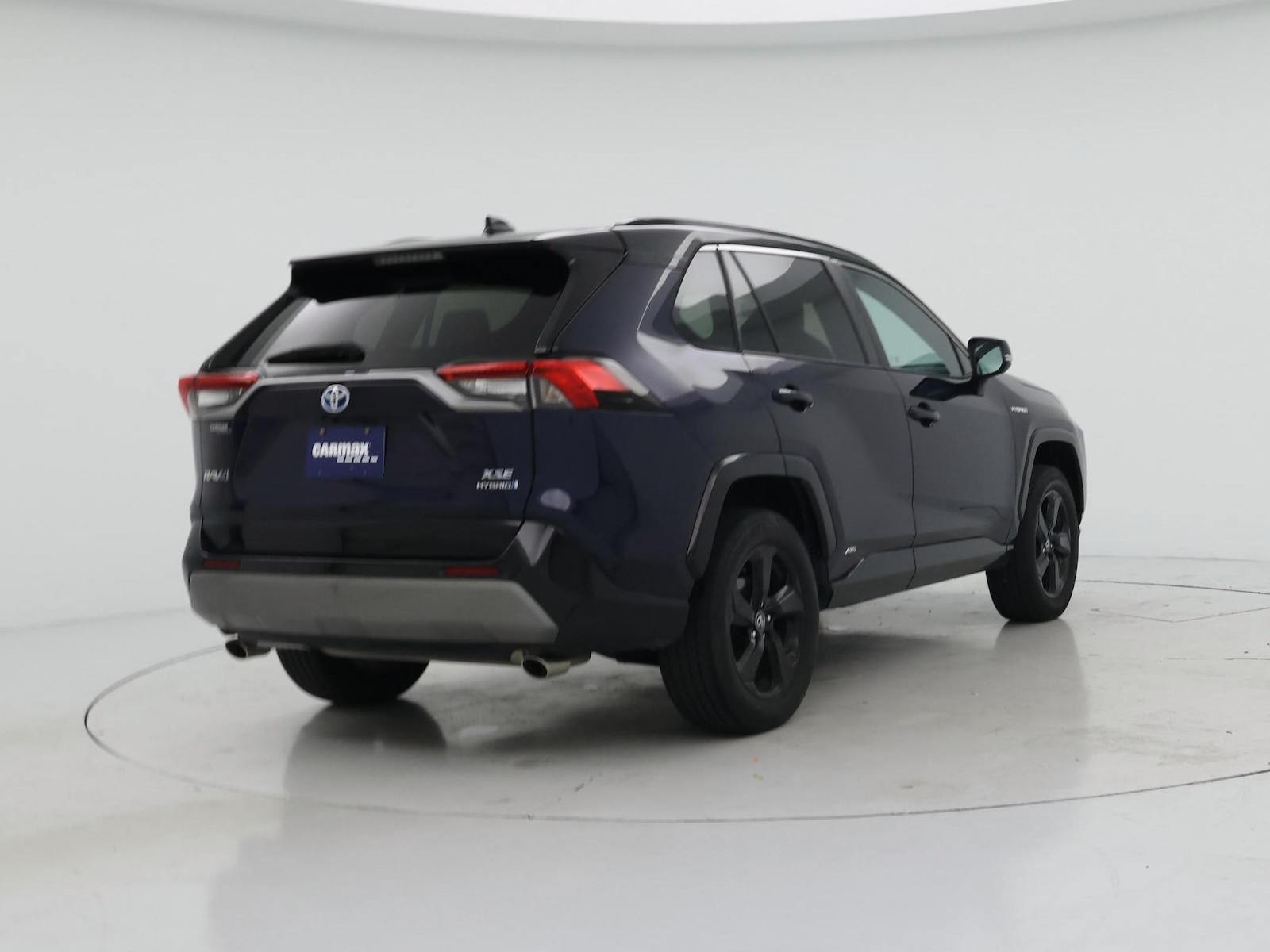 2020 Toyota RAV4 XSE - Photo 9