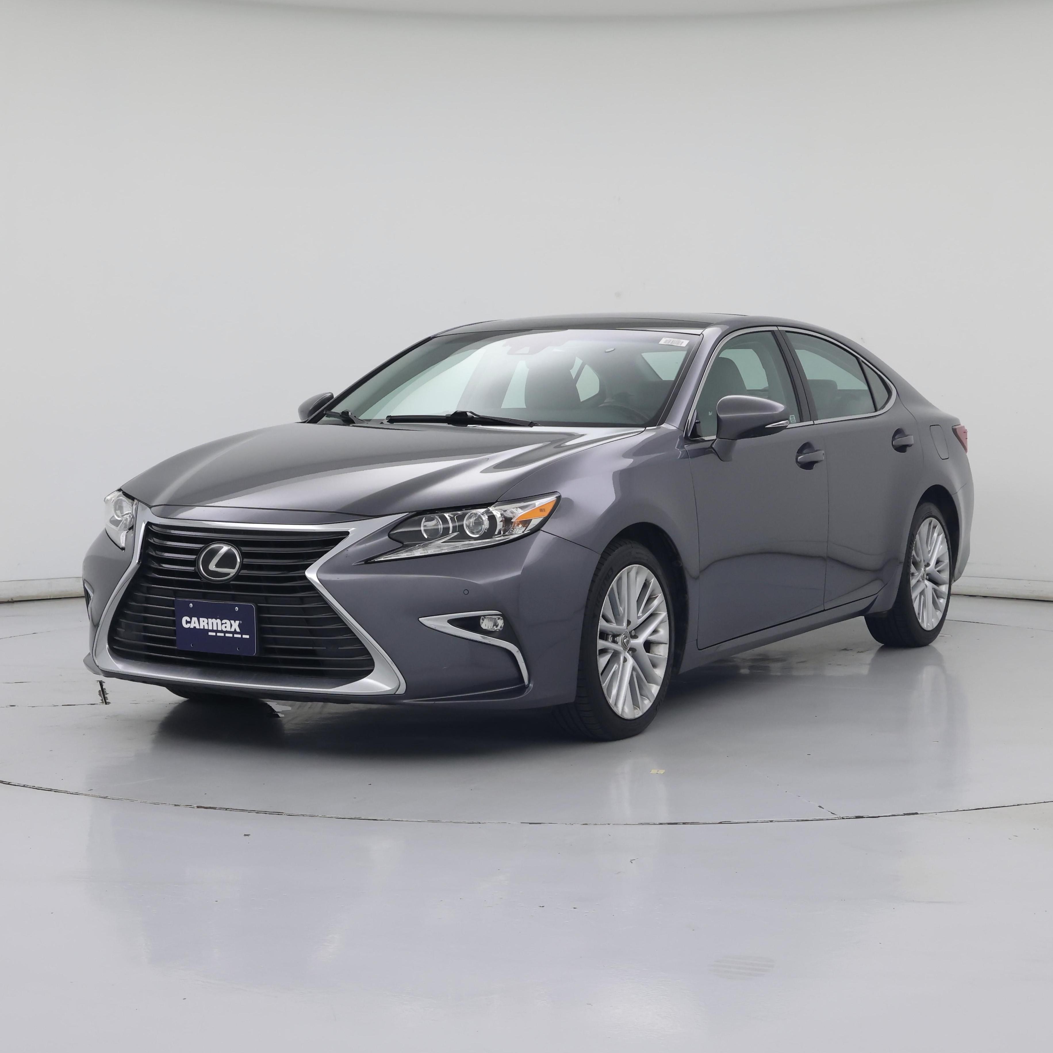 Thumbnail: 2018 Lexus ES - 4