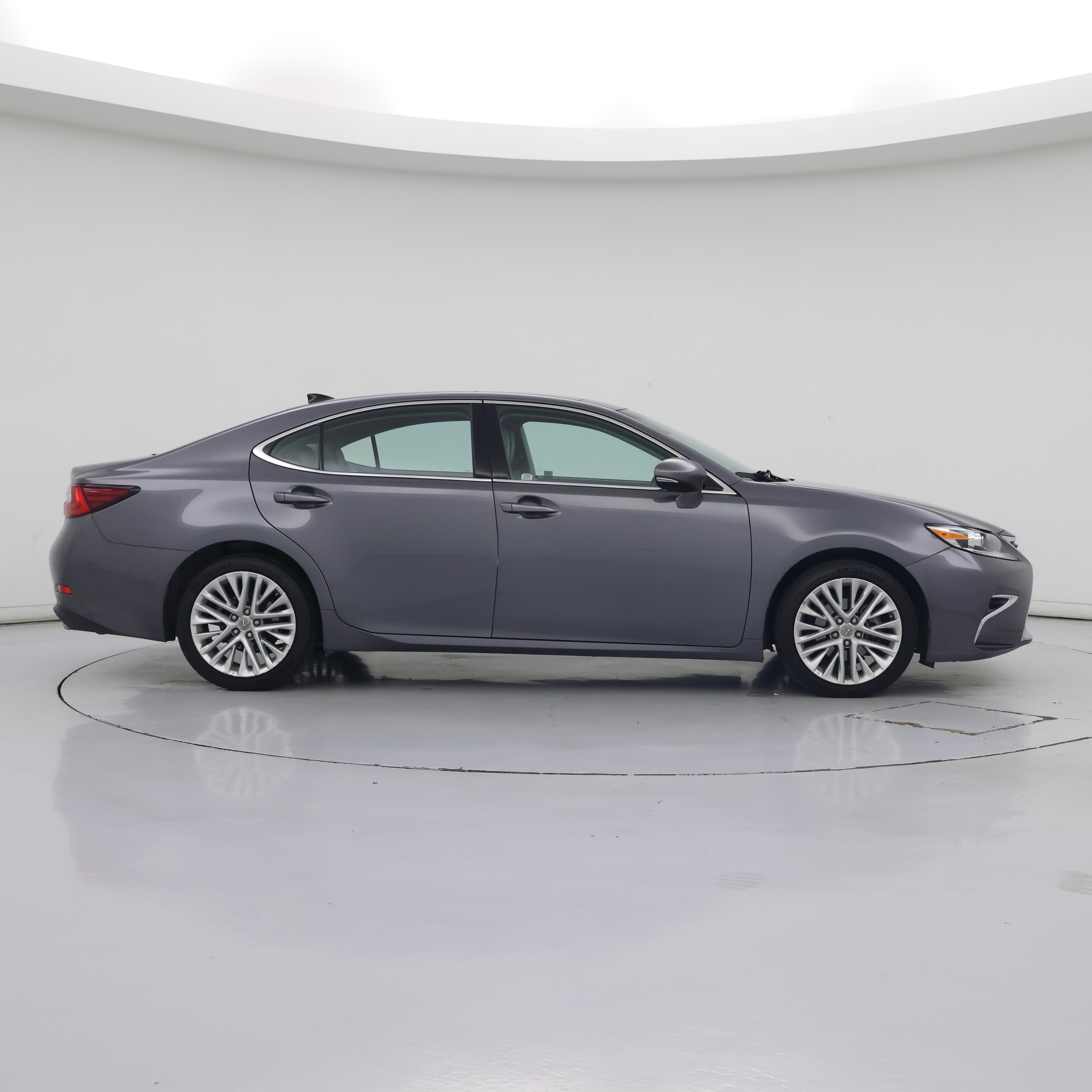 Thumbnail: 2018 Lexus ES - 7