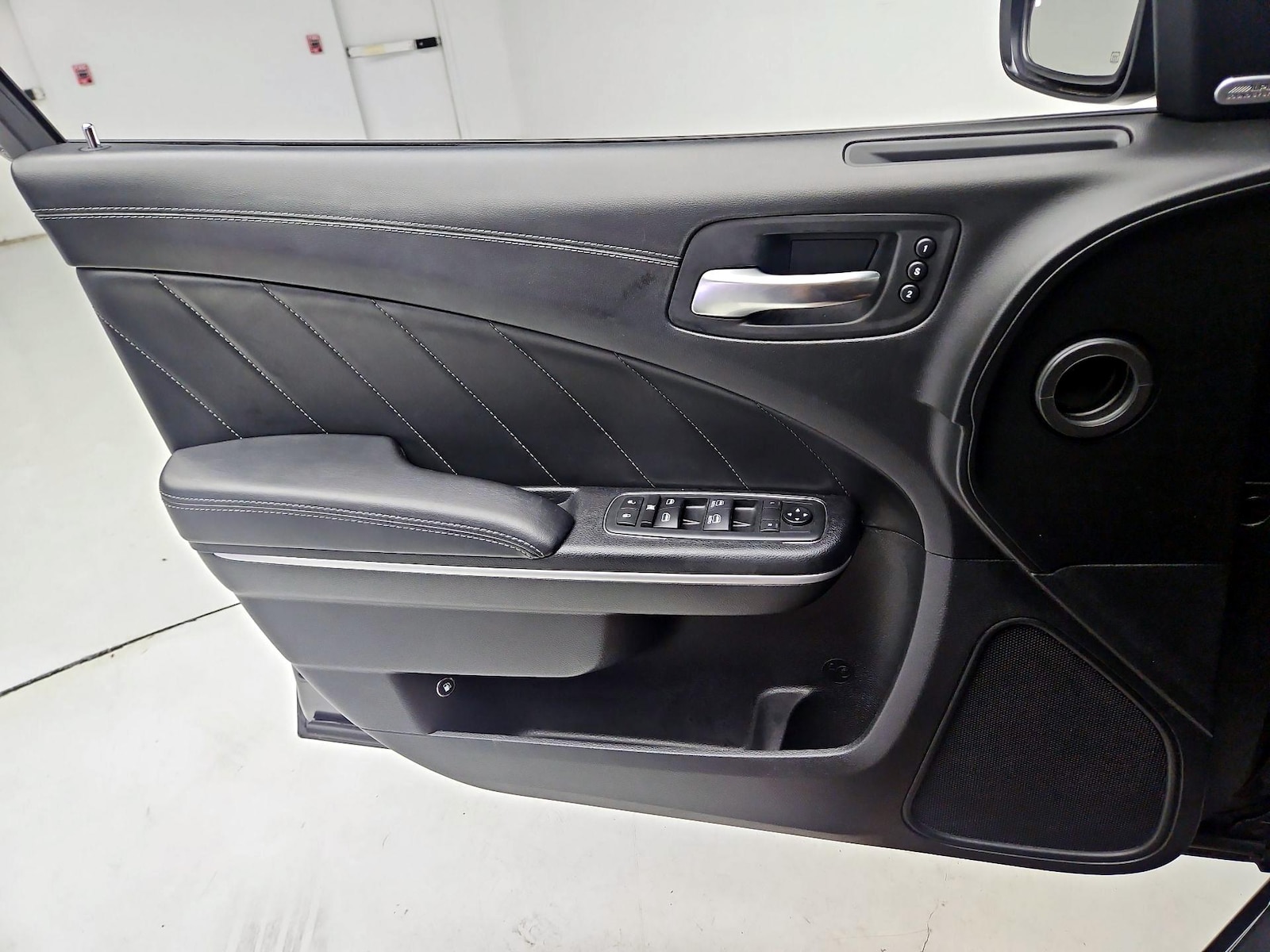 2019 Dodge Charger R/T - Photo 13