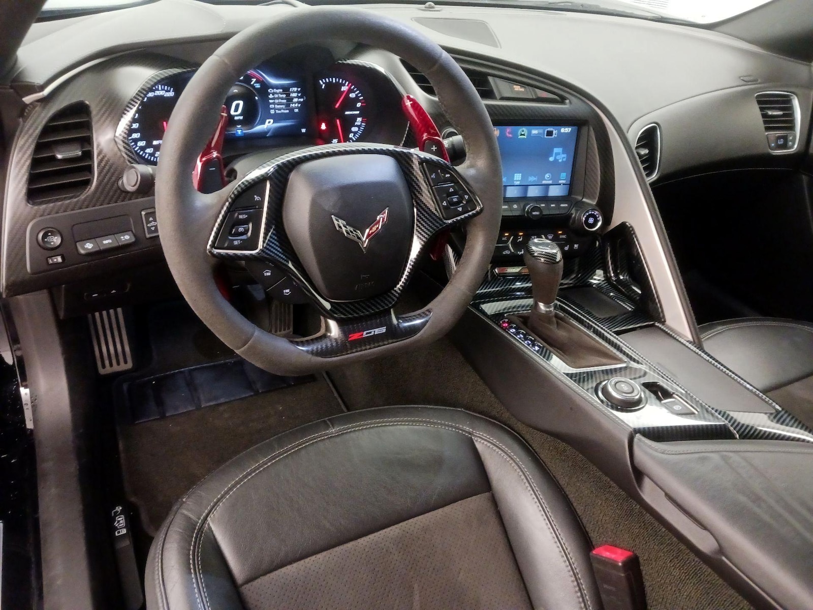 2017 Chevrolet Corvette 2LZ - Photo 10