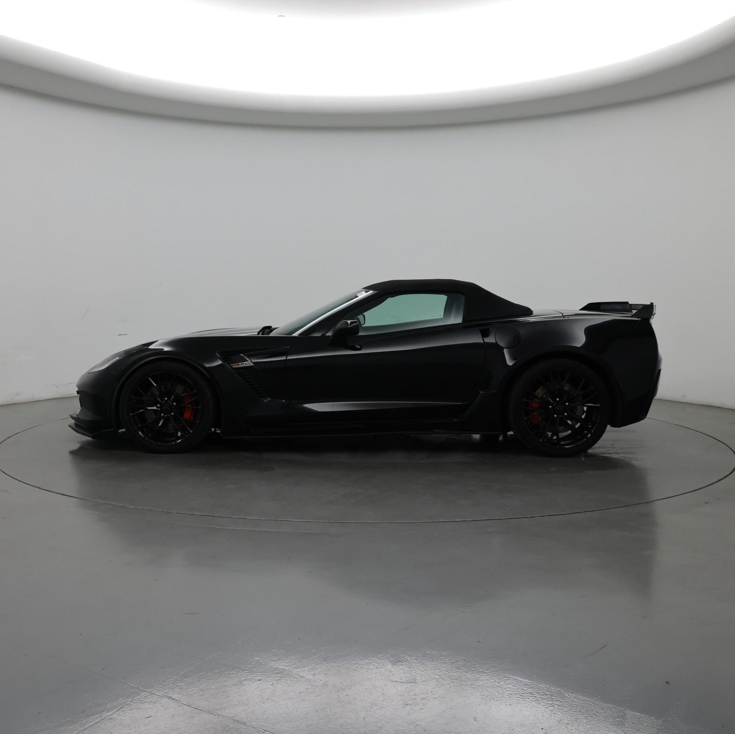 Thumbnail: 2017 Chevrolet Corvette - 3