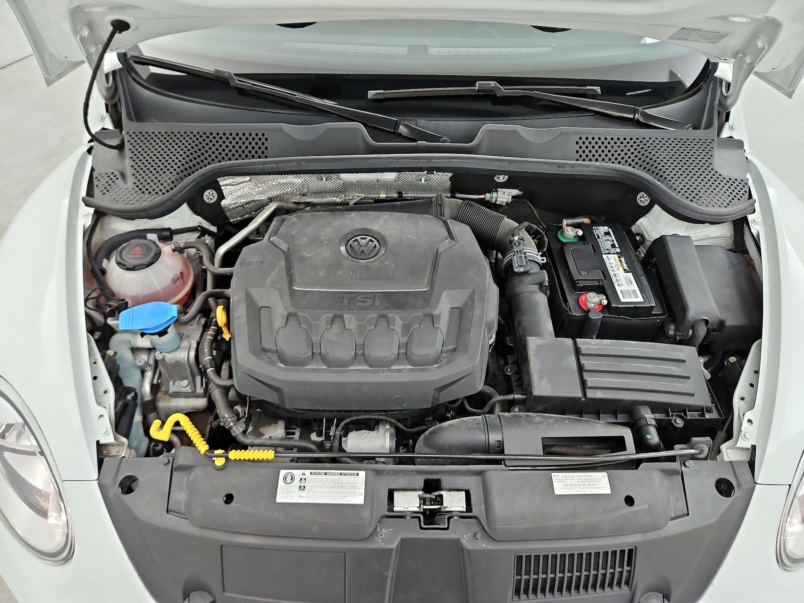 2019 Volkswagen Beetle S - Photo 22
