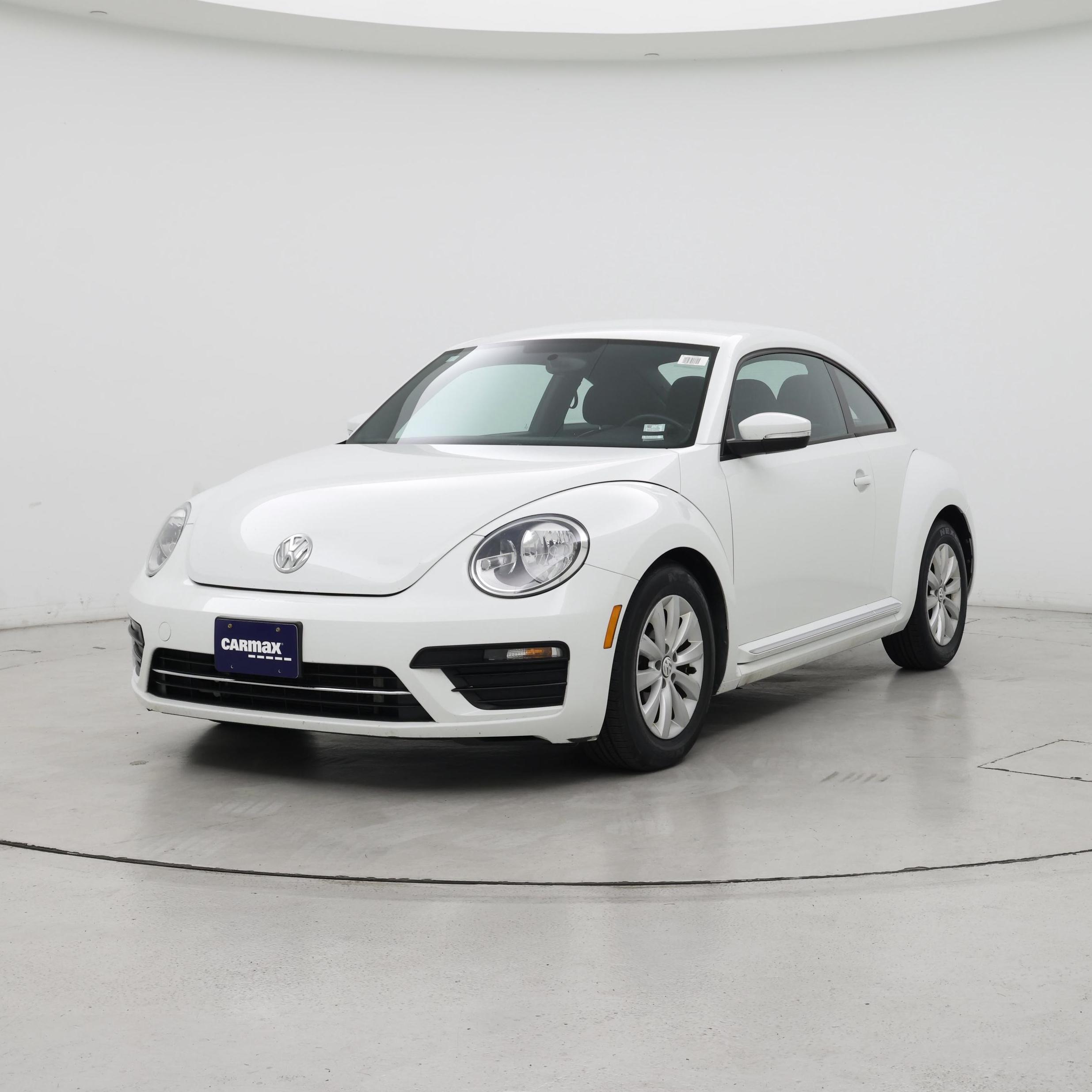 Thumbnail: 2019 Volkswagen Beetle - 4