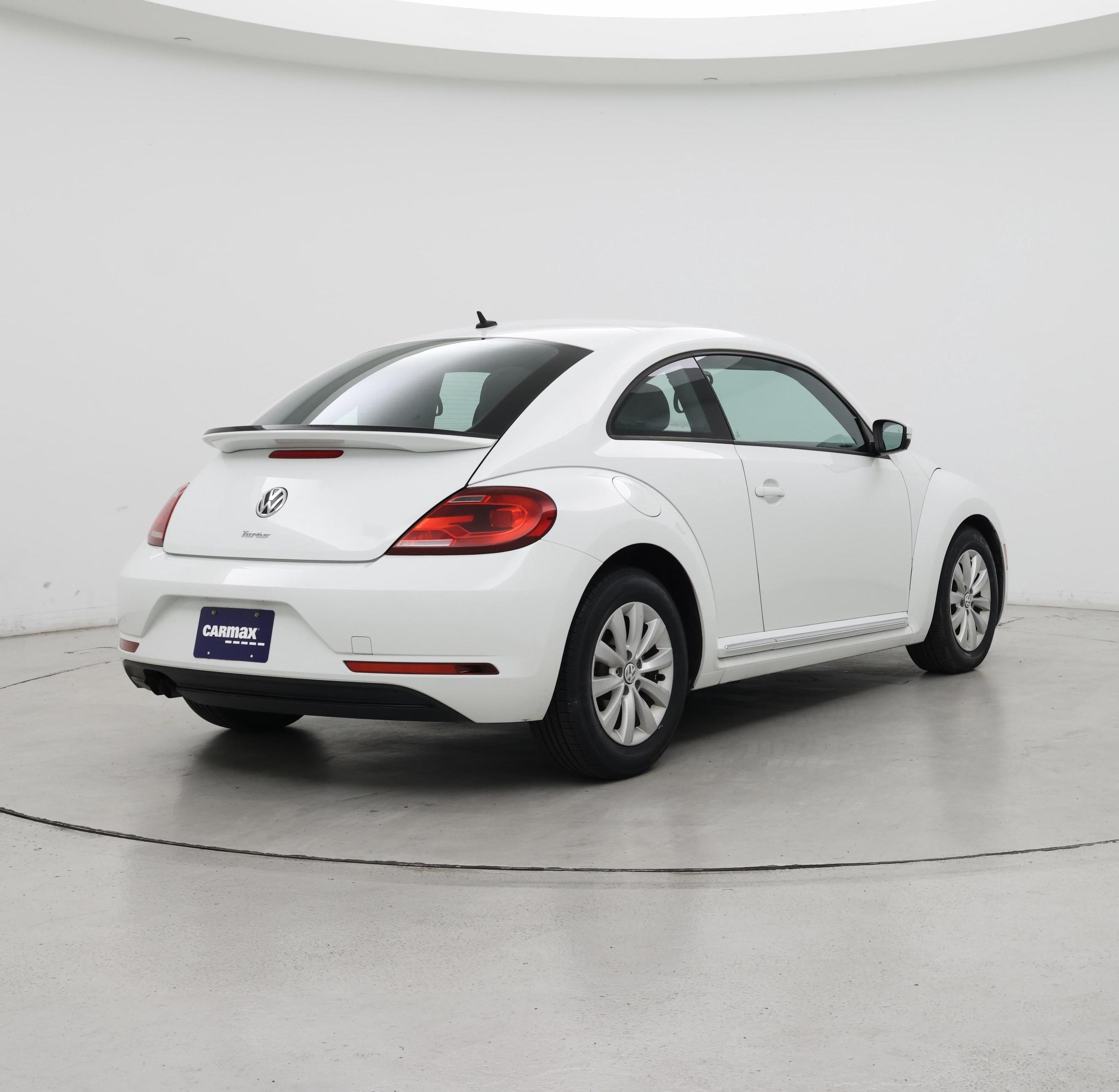 Thumbnail: 2019 Volkswagen Beetle - 8
