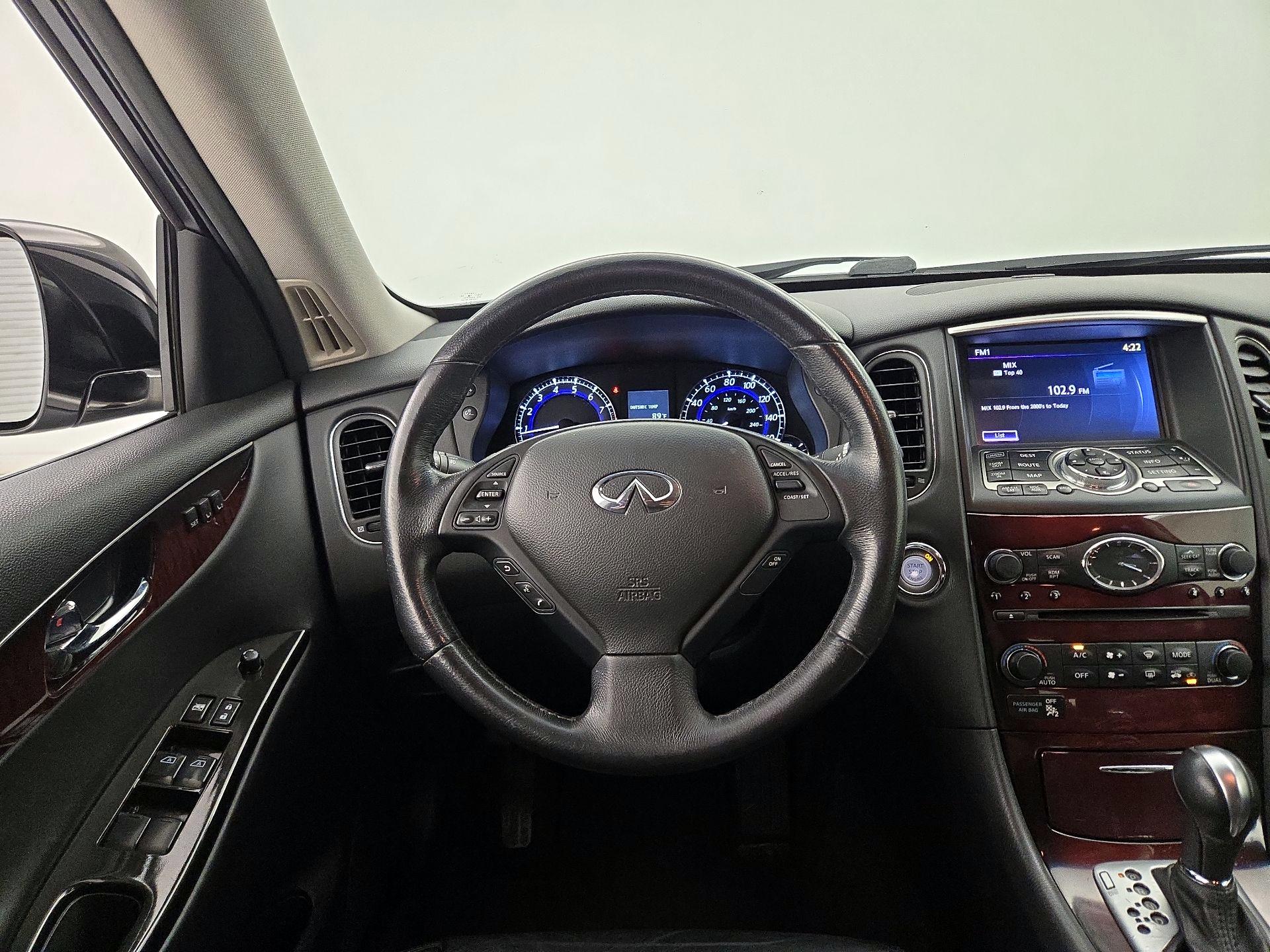 Thumbnail: 2017 INFINITI QX50 - 10