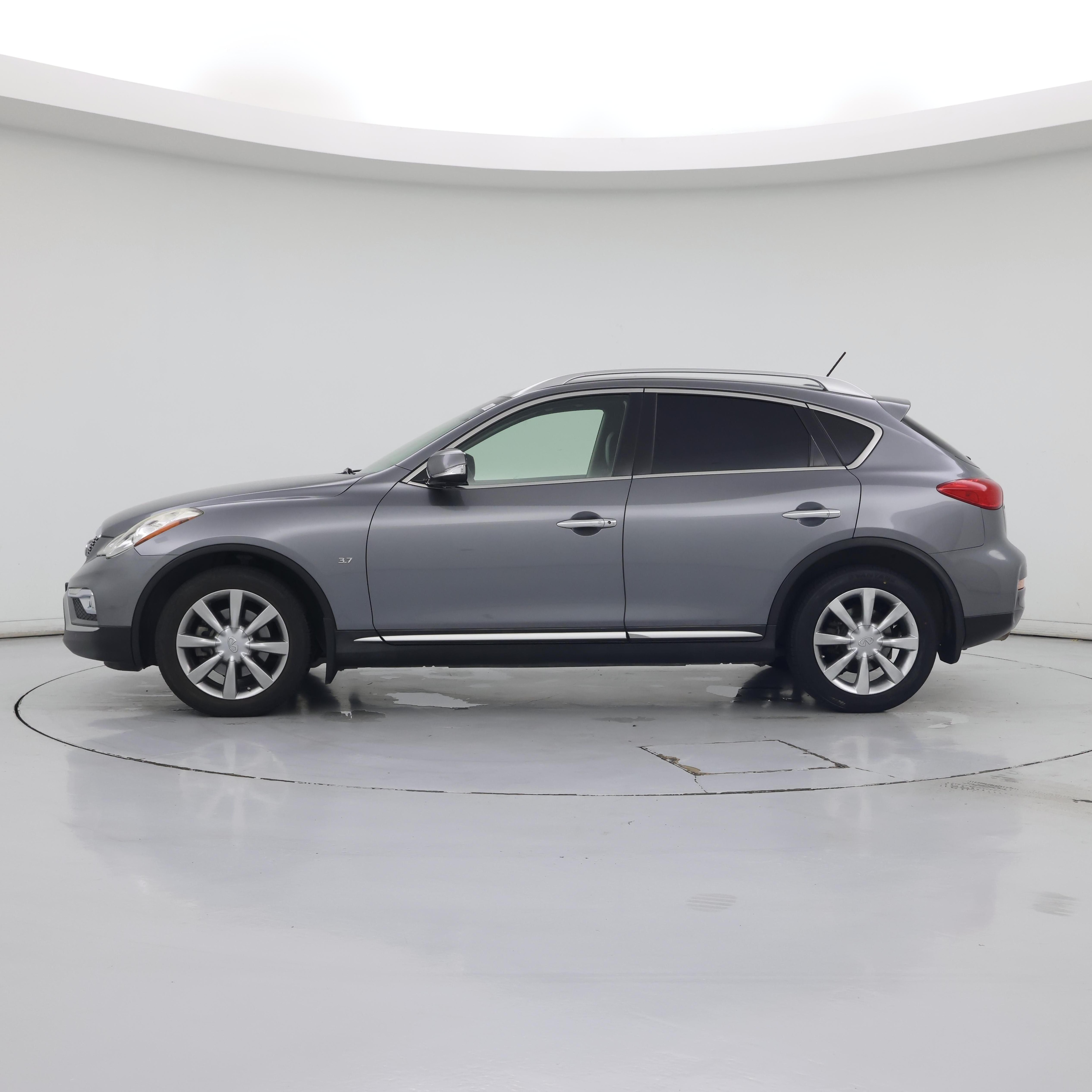 Thumbnail: 2017 INFINITI QX50 - 3