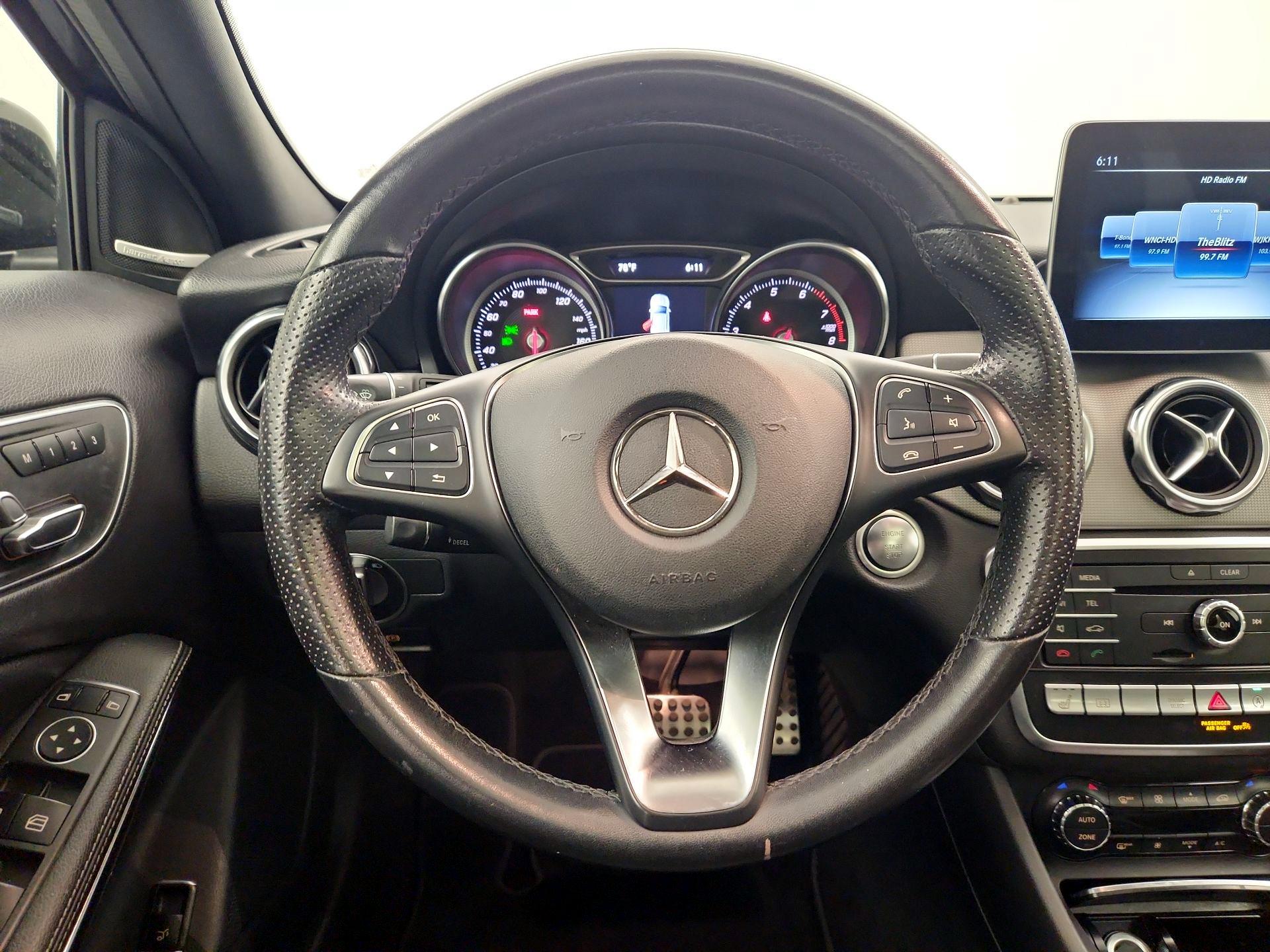 Thumbnail: 2020 Mercedes-Benz GLA - 10