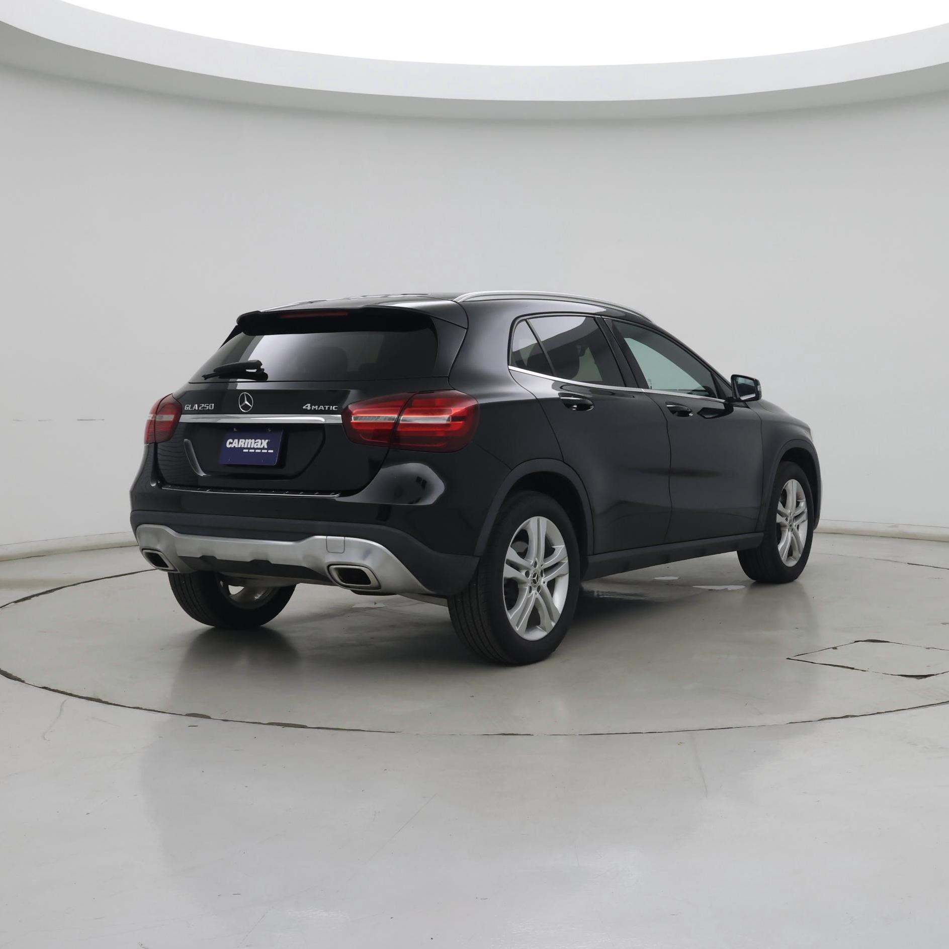 Thumbnail: 2020 Mercedes-Benz GLA - 8
