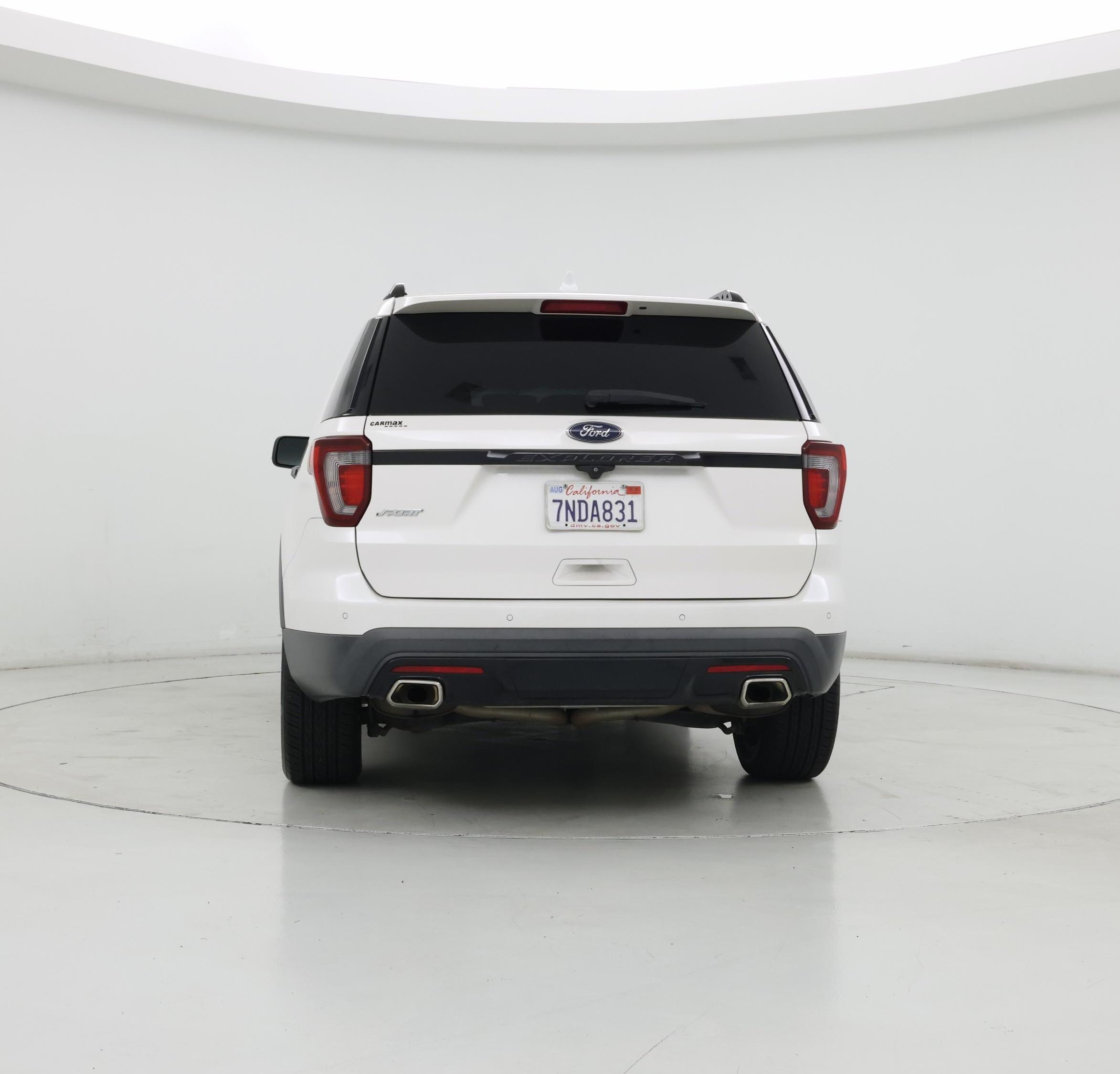 Thumbnail: 2016 Ford Explorer - 6