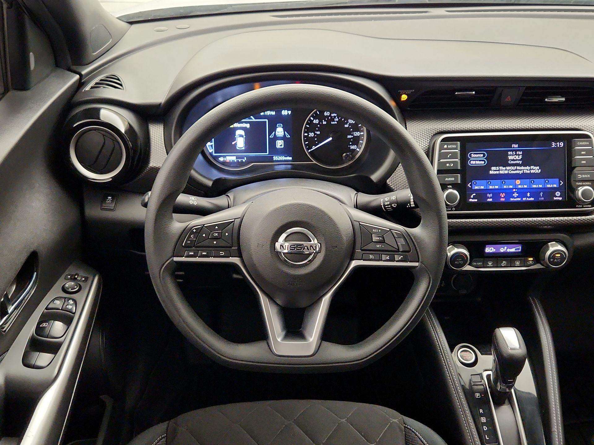Thumbnail: 2018 Nissan Kicks - 10