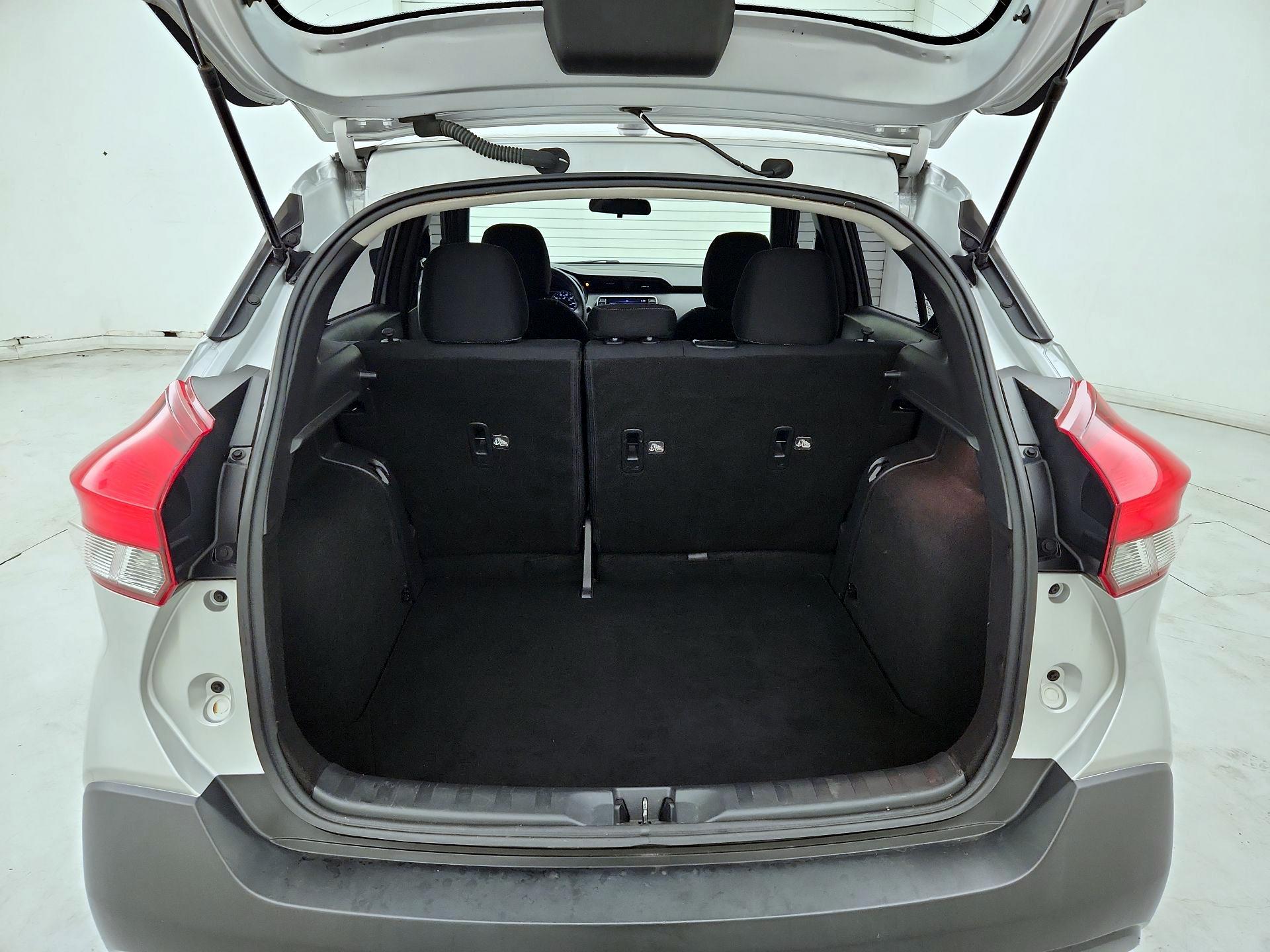 Thumbnail: 2018 Nissan Kicks - 20