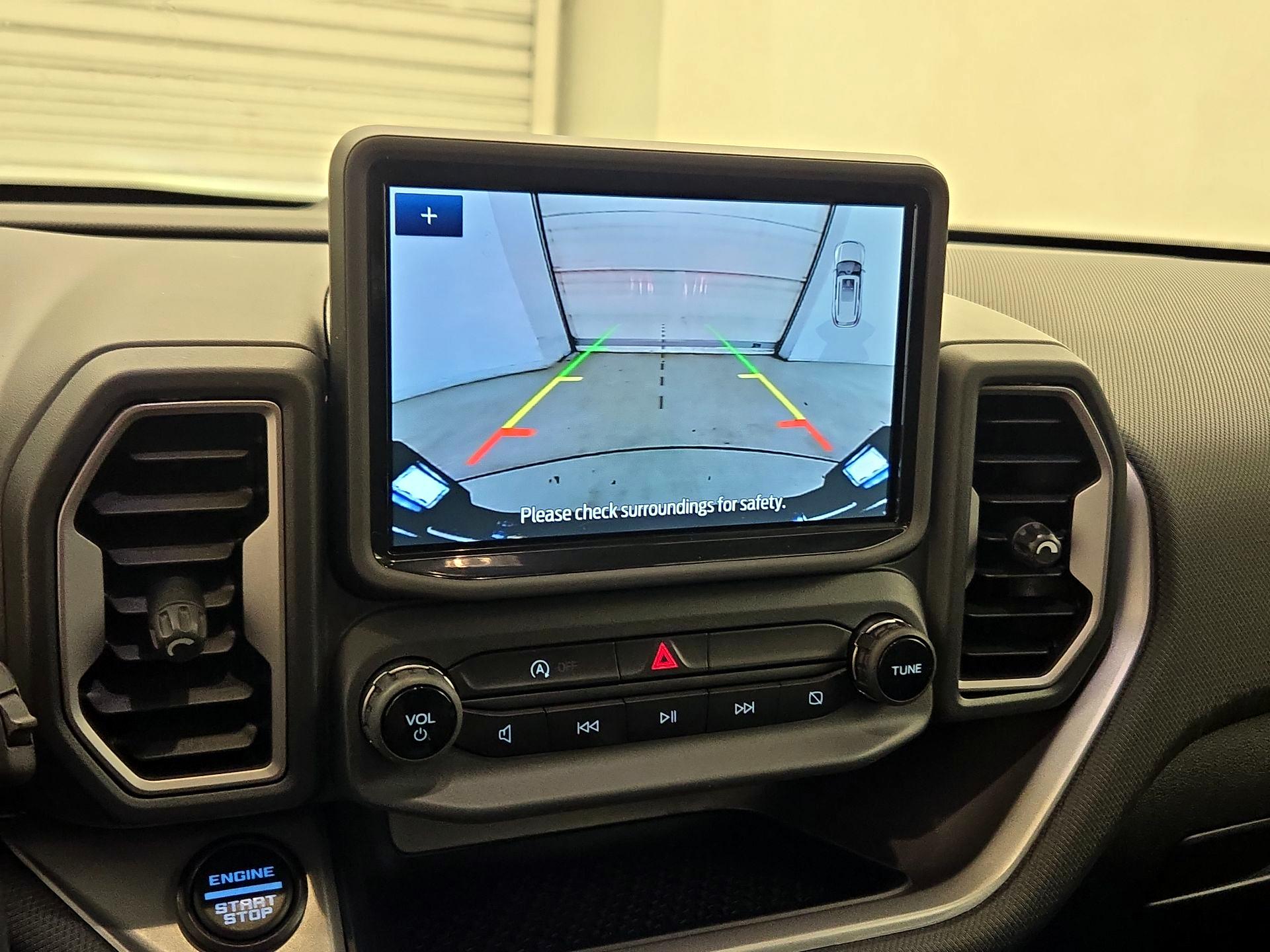 Thumbnail: 2022 Ford Bronco Sport - 15