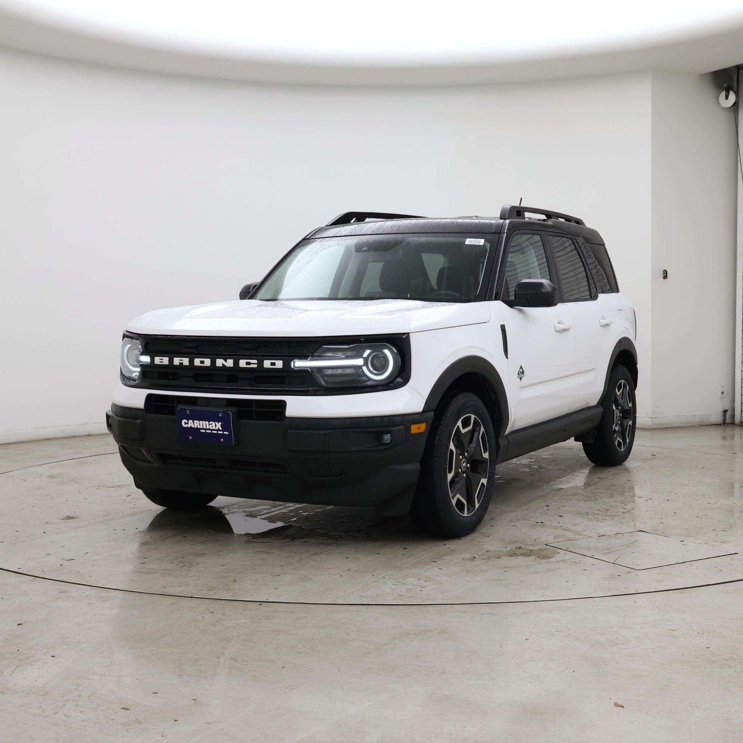 Thumbnail: 2022 Ford Bronco Sport - 4