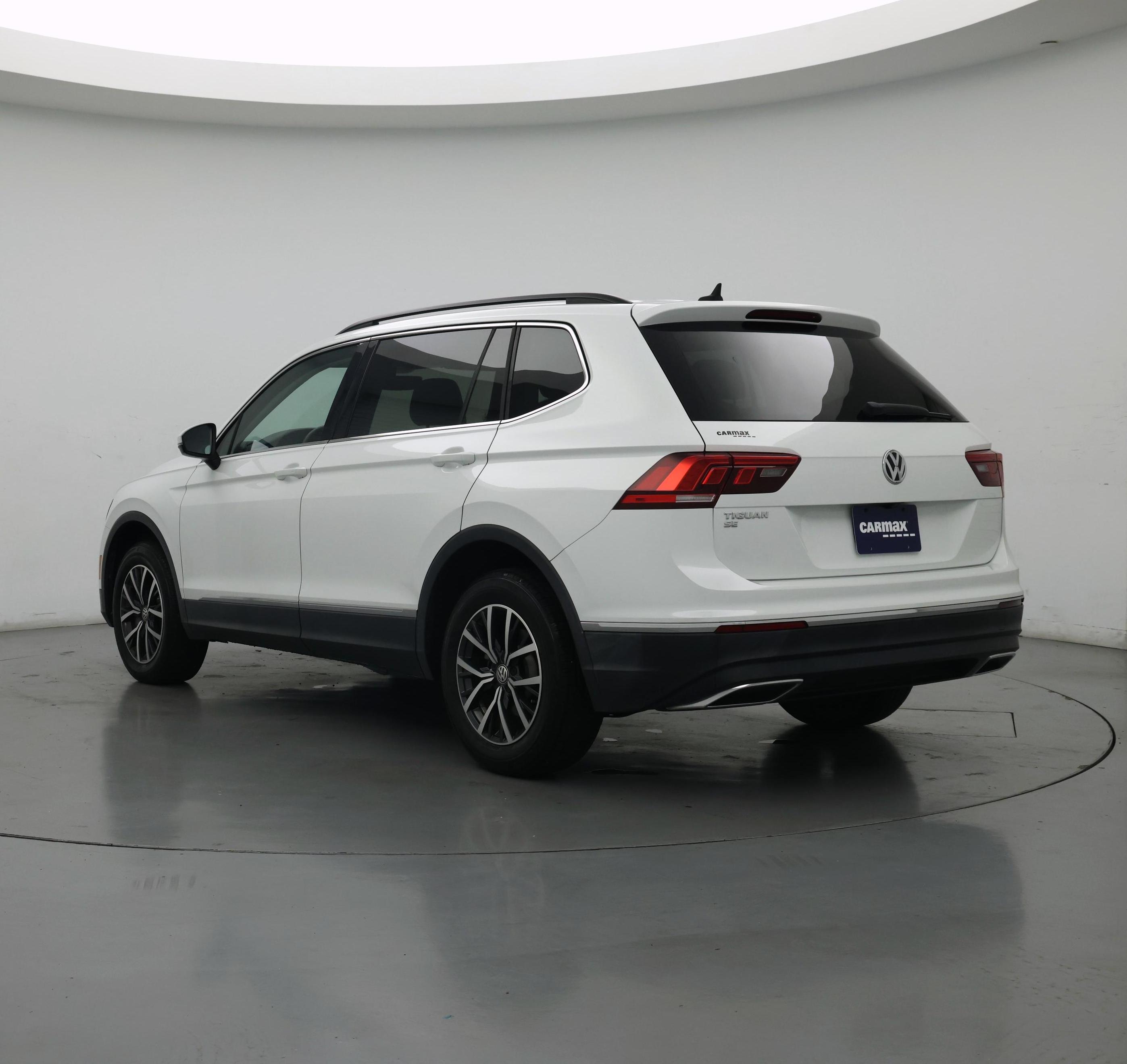 Thumbnail: 2020 Volkswagen Tiguan - 2