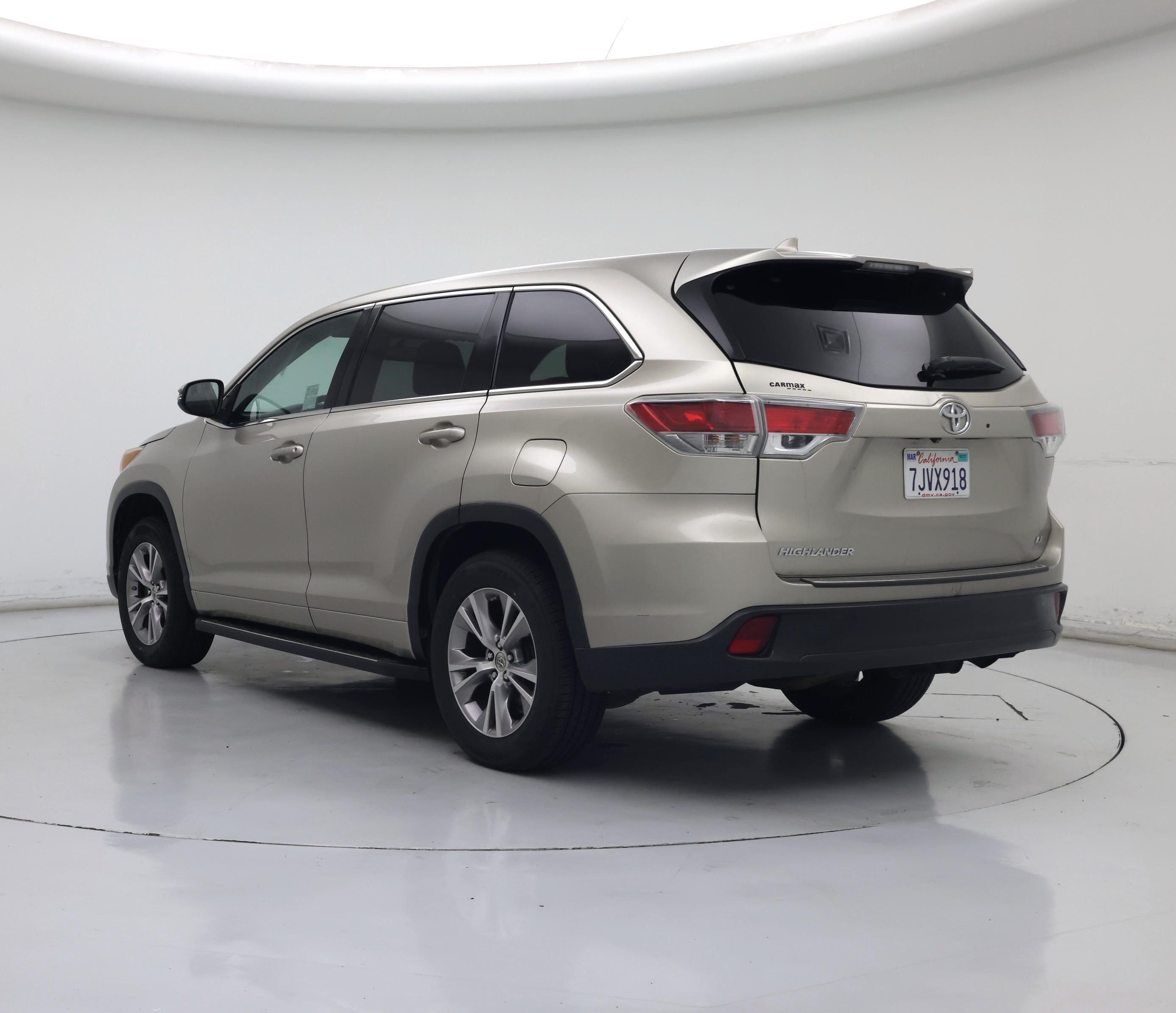 Thumbnail: 2015 Toyota Highlander - 2