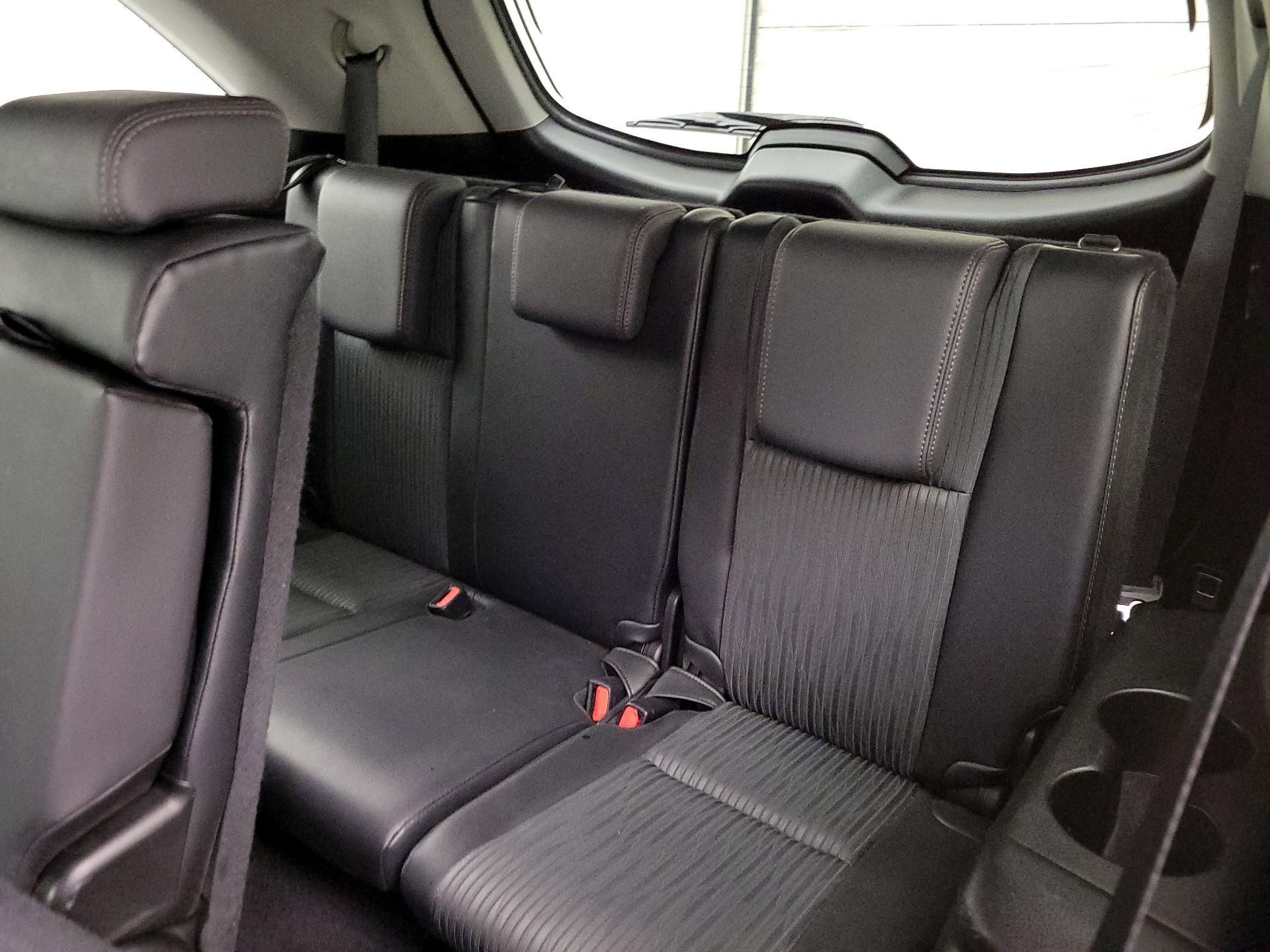 Thumbnail: 2015 Toyota Highlander - 20