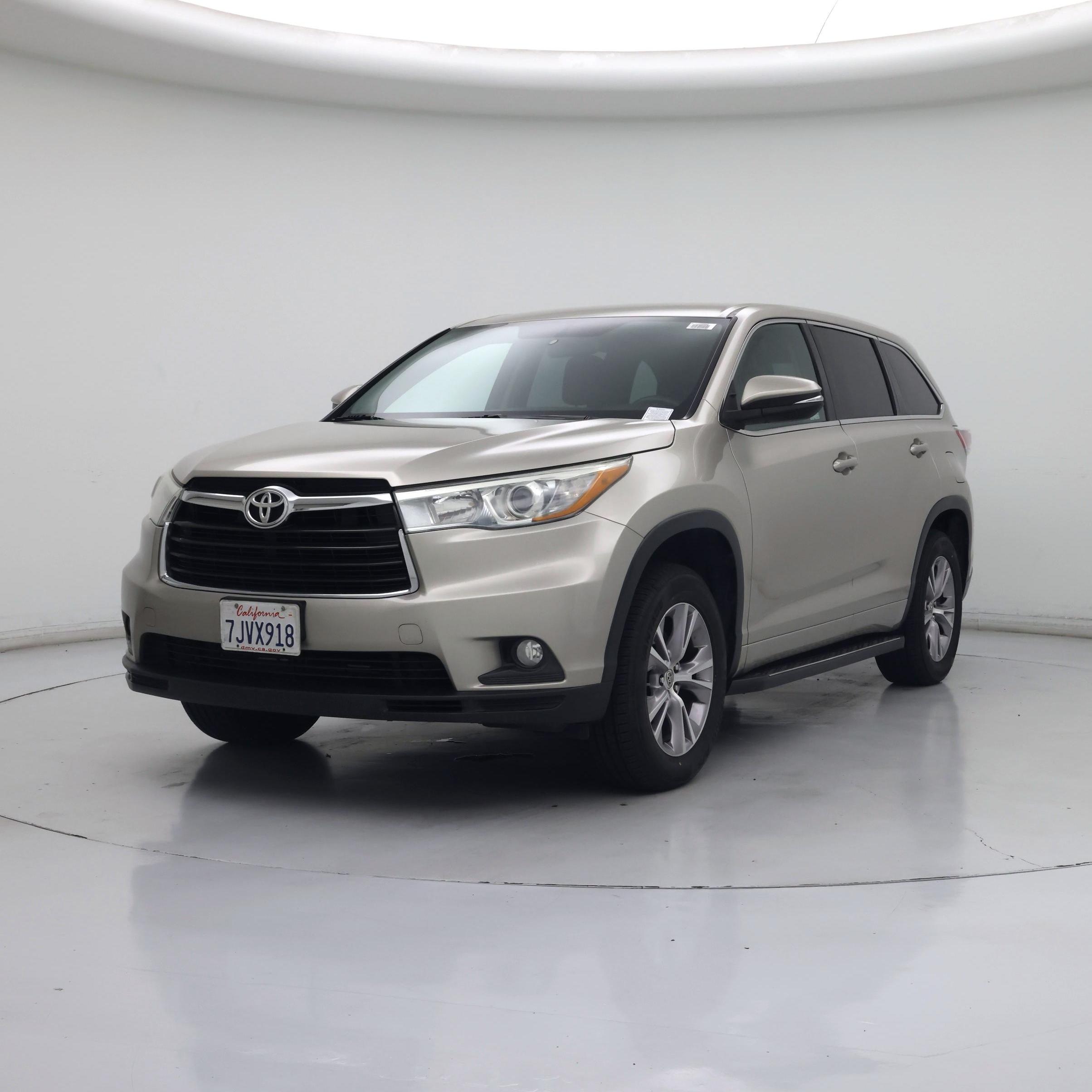 Thumbnail: 2015 Toyota Highlander - 4