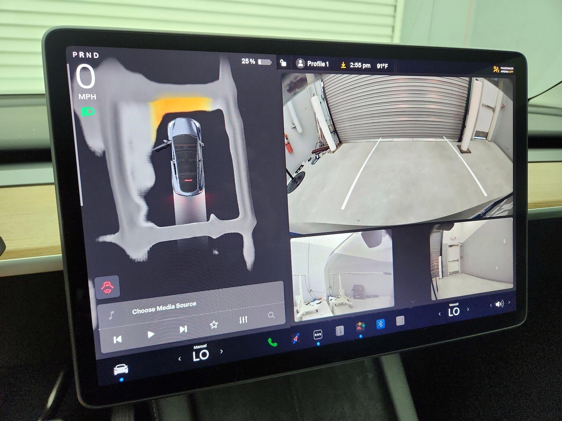 Thumbnail: 2023 Tesla Model Y - 14