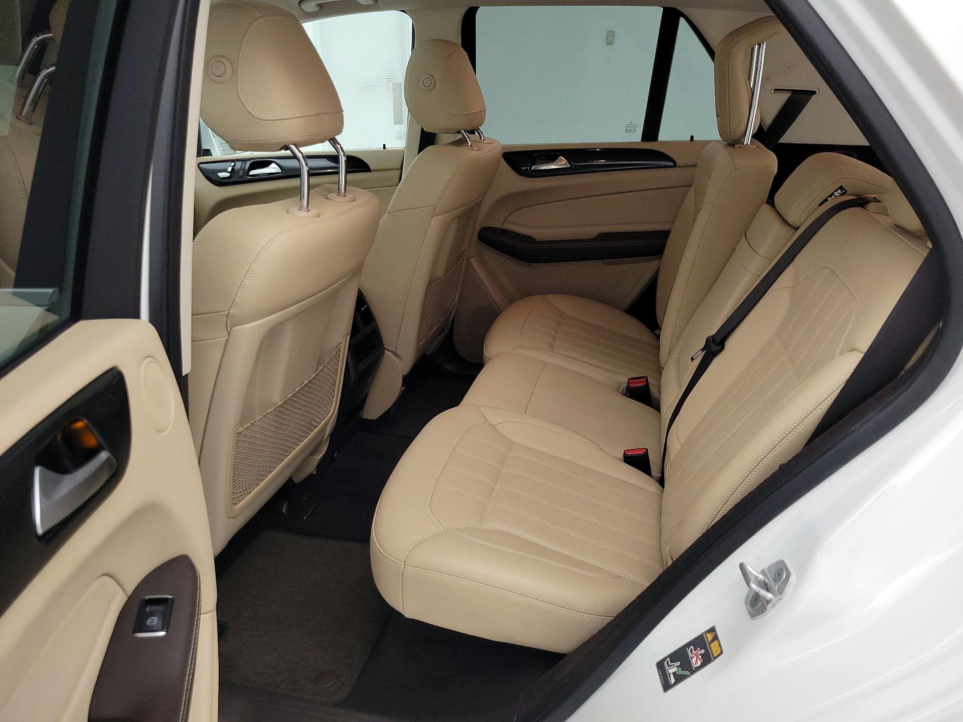 Thumbnail: 2016 Mercedes-Benz GLE - 19