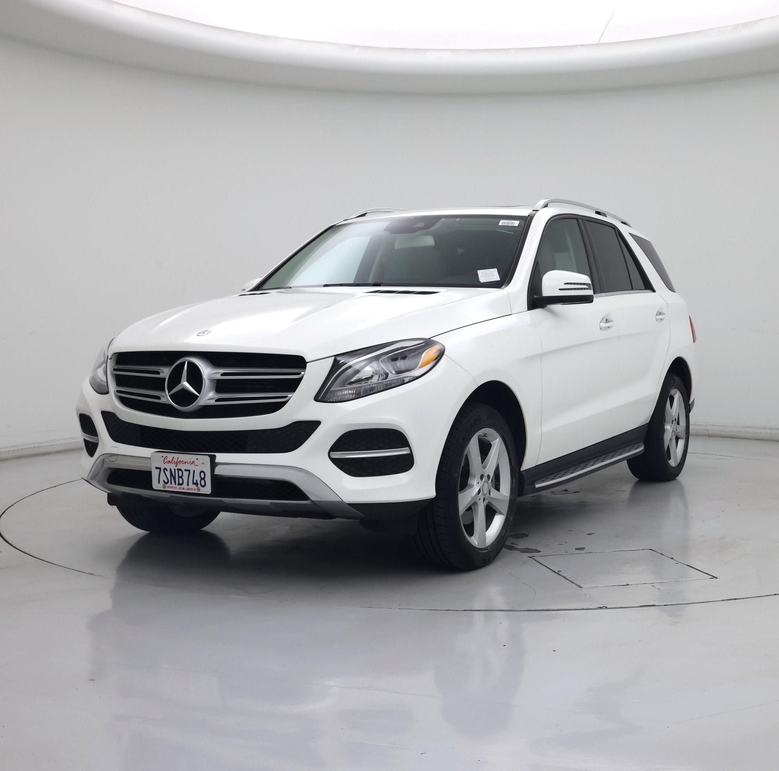 Thumbnail: 2016 Mercedes-Benz GLE - 4