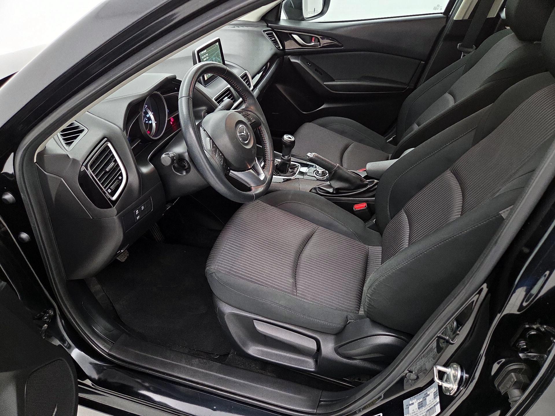 Thumbnail: 2016 Mazda Mazda3 - 11