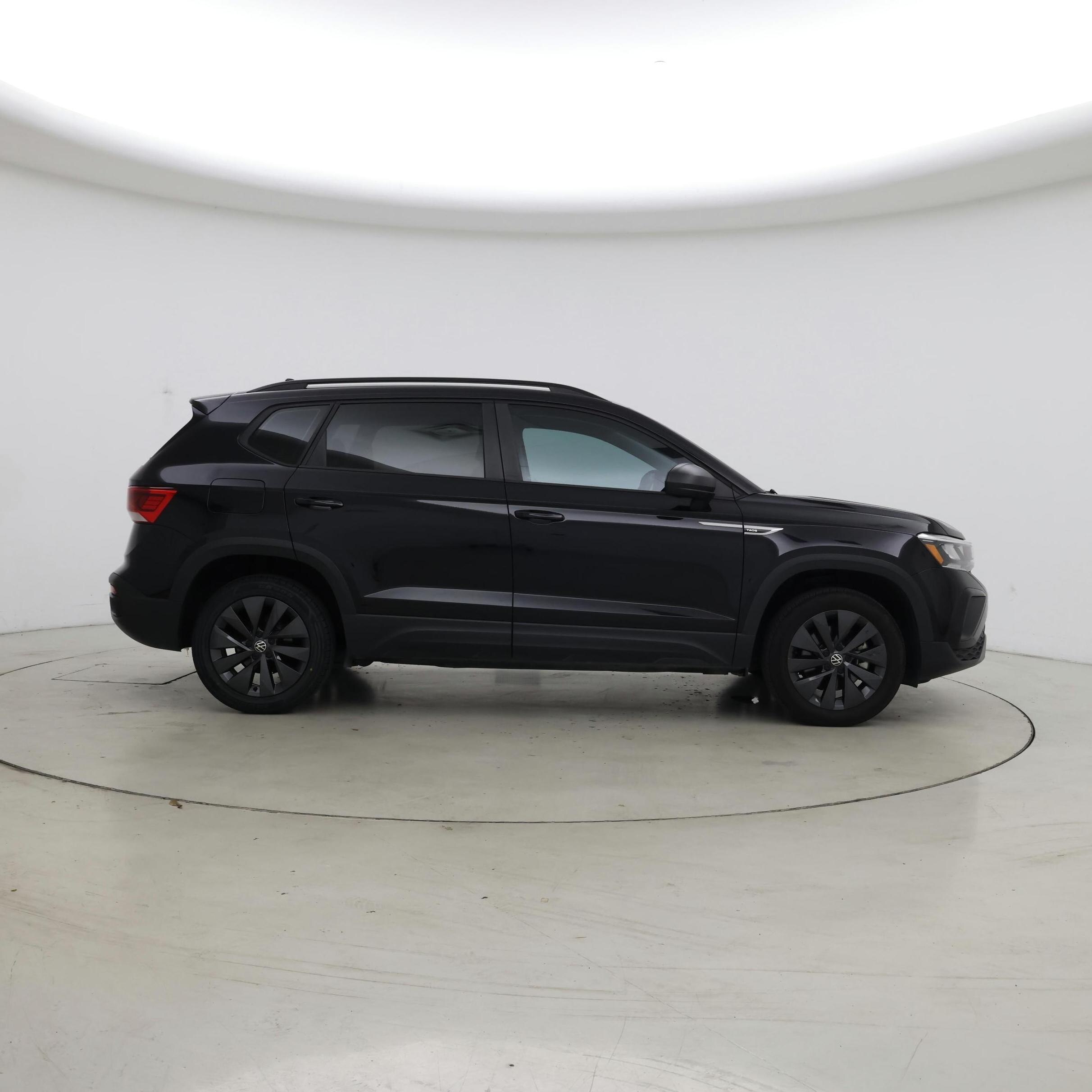 Thumbnail: 2024 Volkswagen Taos - 7