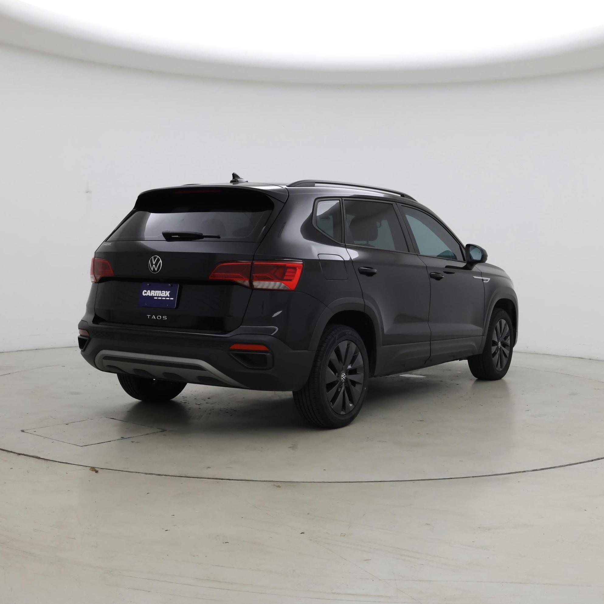 Thumbnail: 2024 Volkswagen Taos - 8