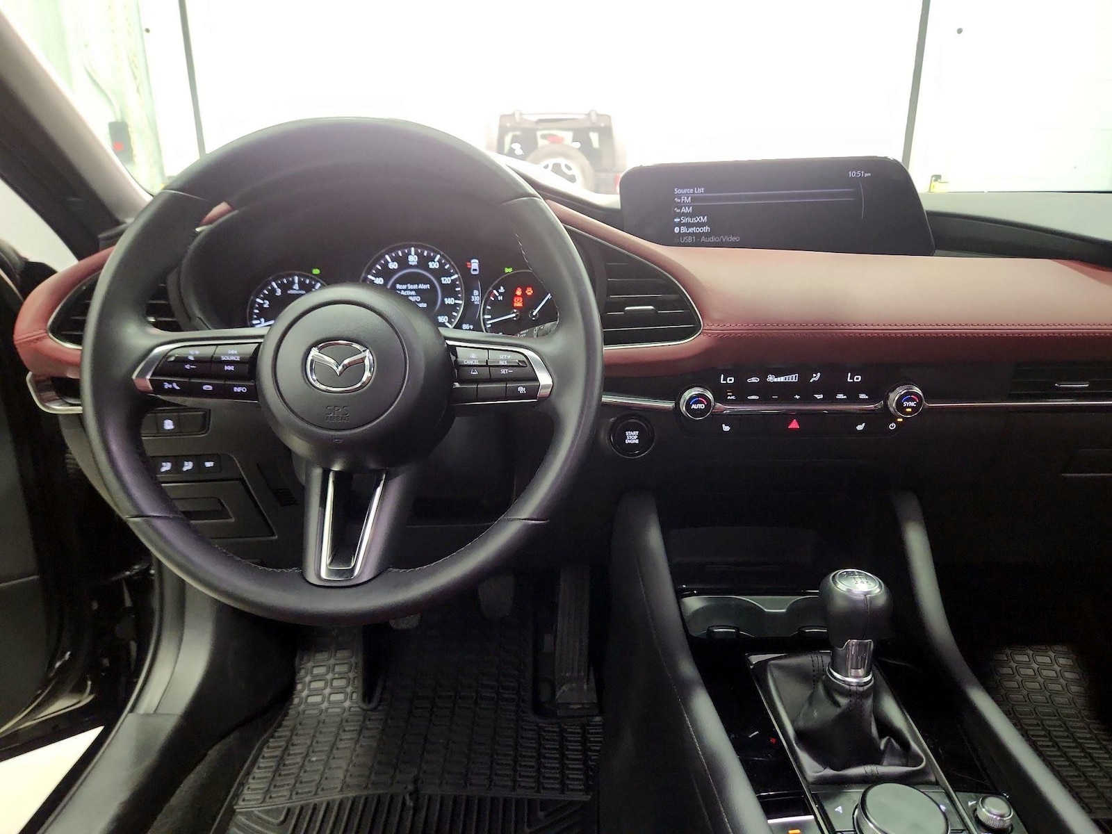 2024 Mazda Mazda3 Premium - Photo 10