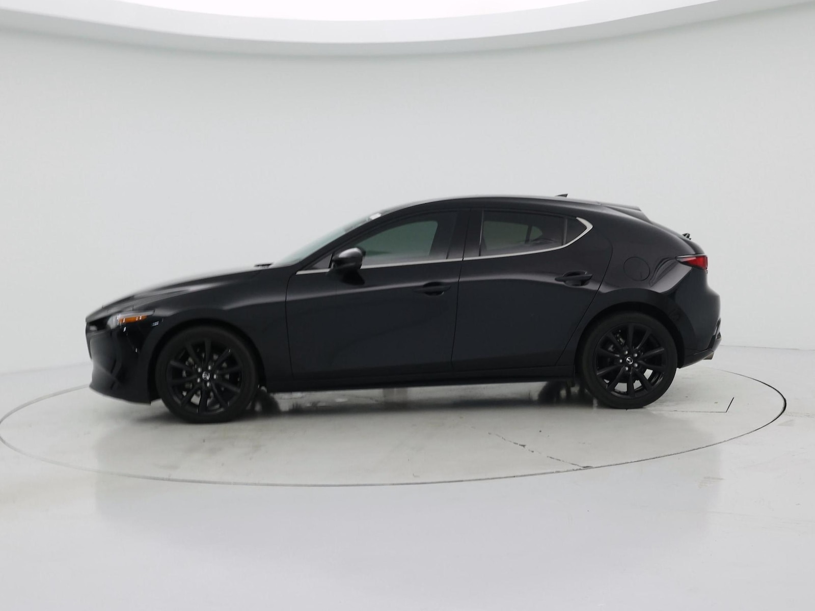 2024 Mazda Mazda3 Premium - Photo 4