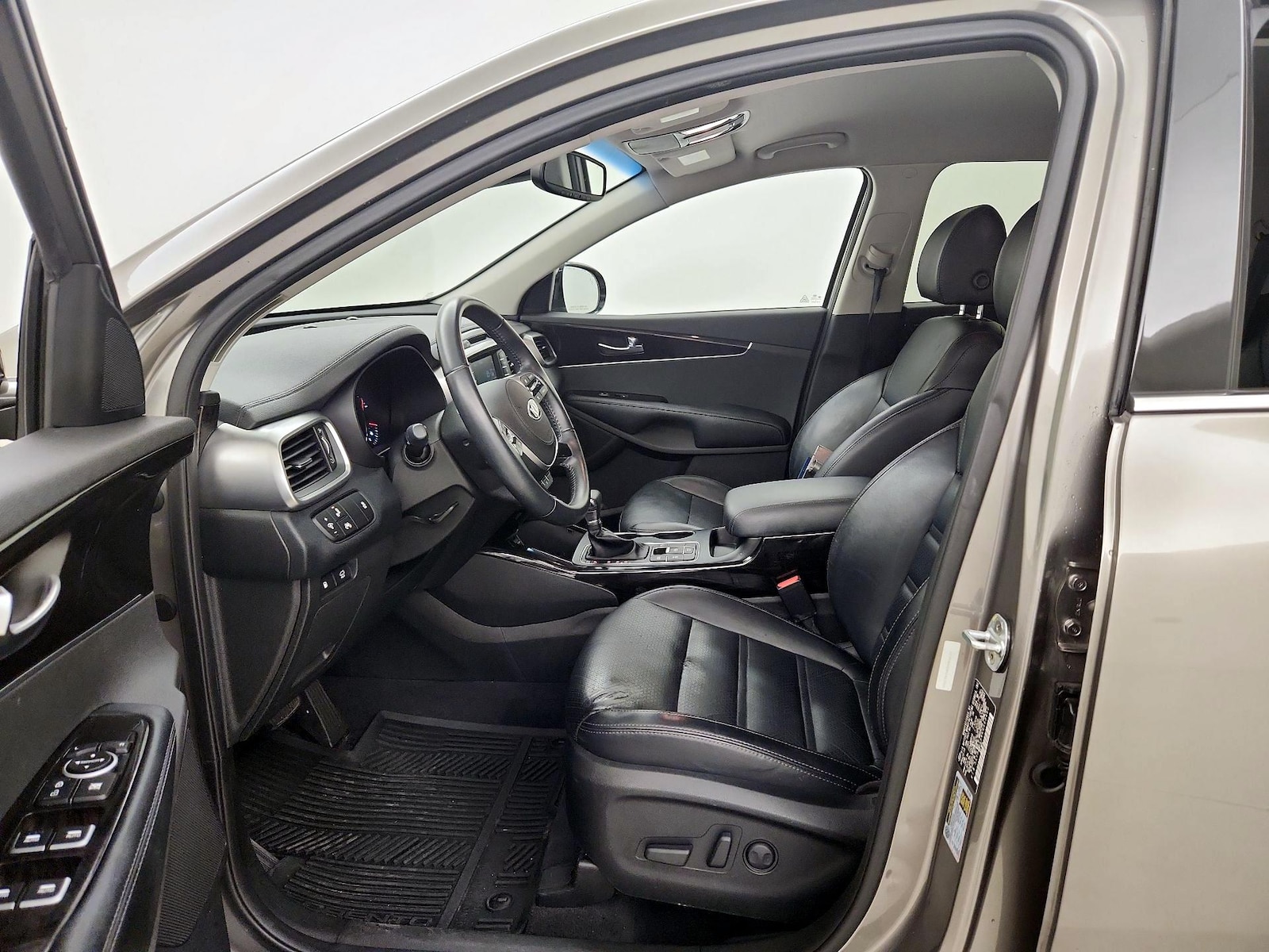 2019 Kia Sorento EX - Photo 12