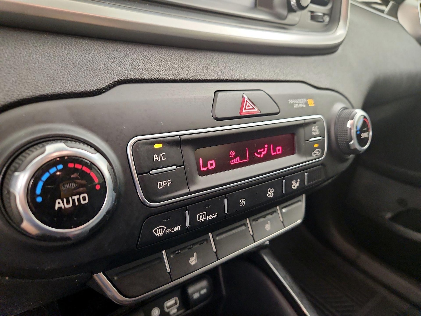 2019 Kia Sorento EX - Photo 17