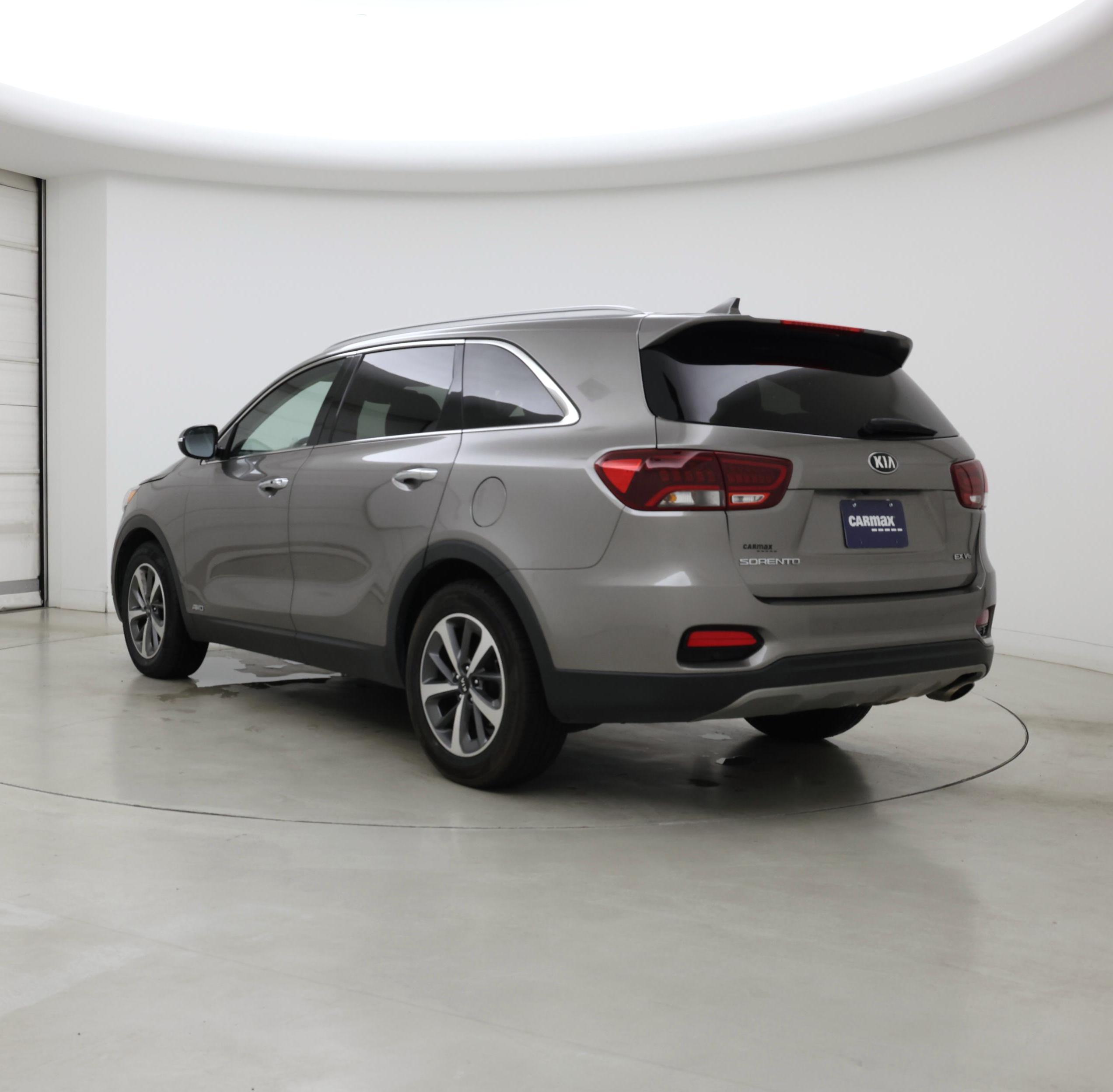 Thumbnail: 2019 Kia Sorento - 2