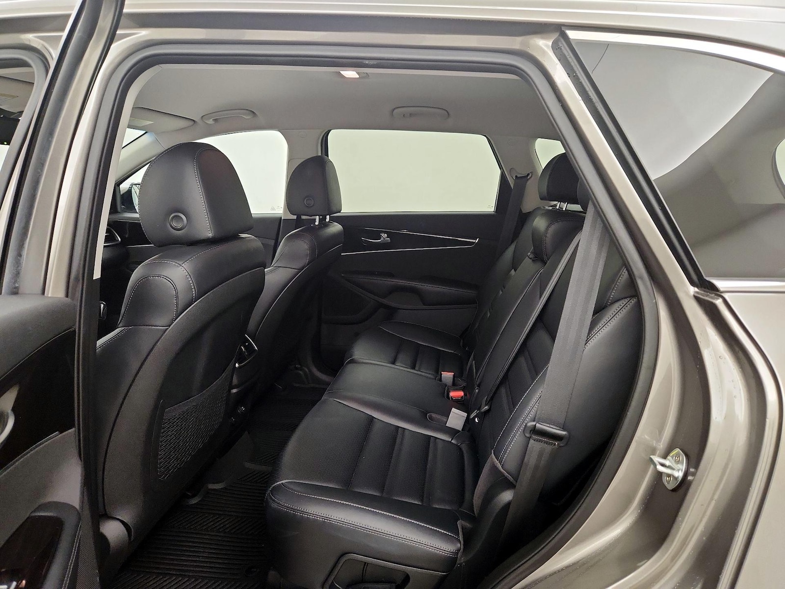 2019 Kia Sorento EX - Photo 20
